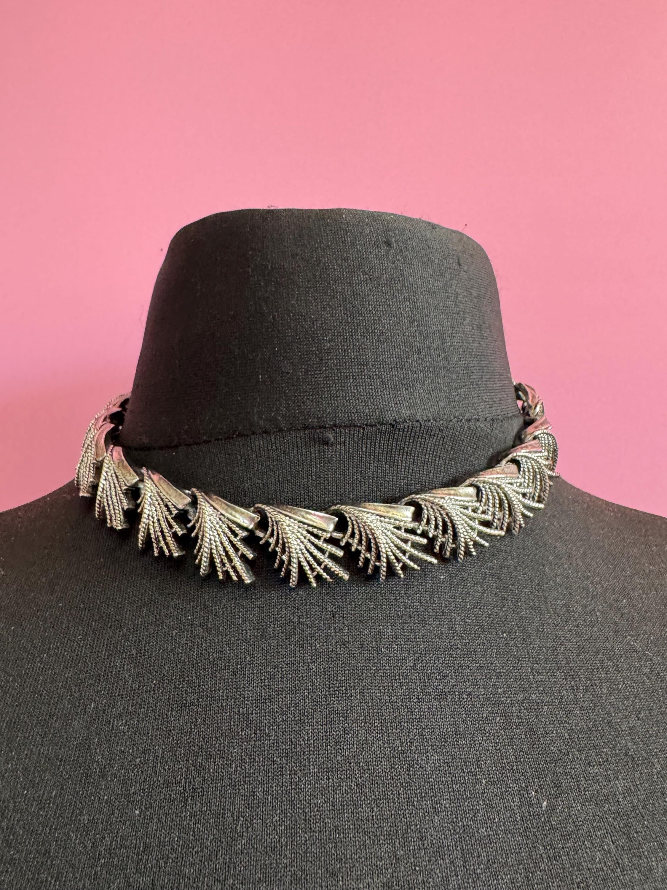 Vintage wide panel Link choker necklace, silver tone 1950s