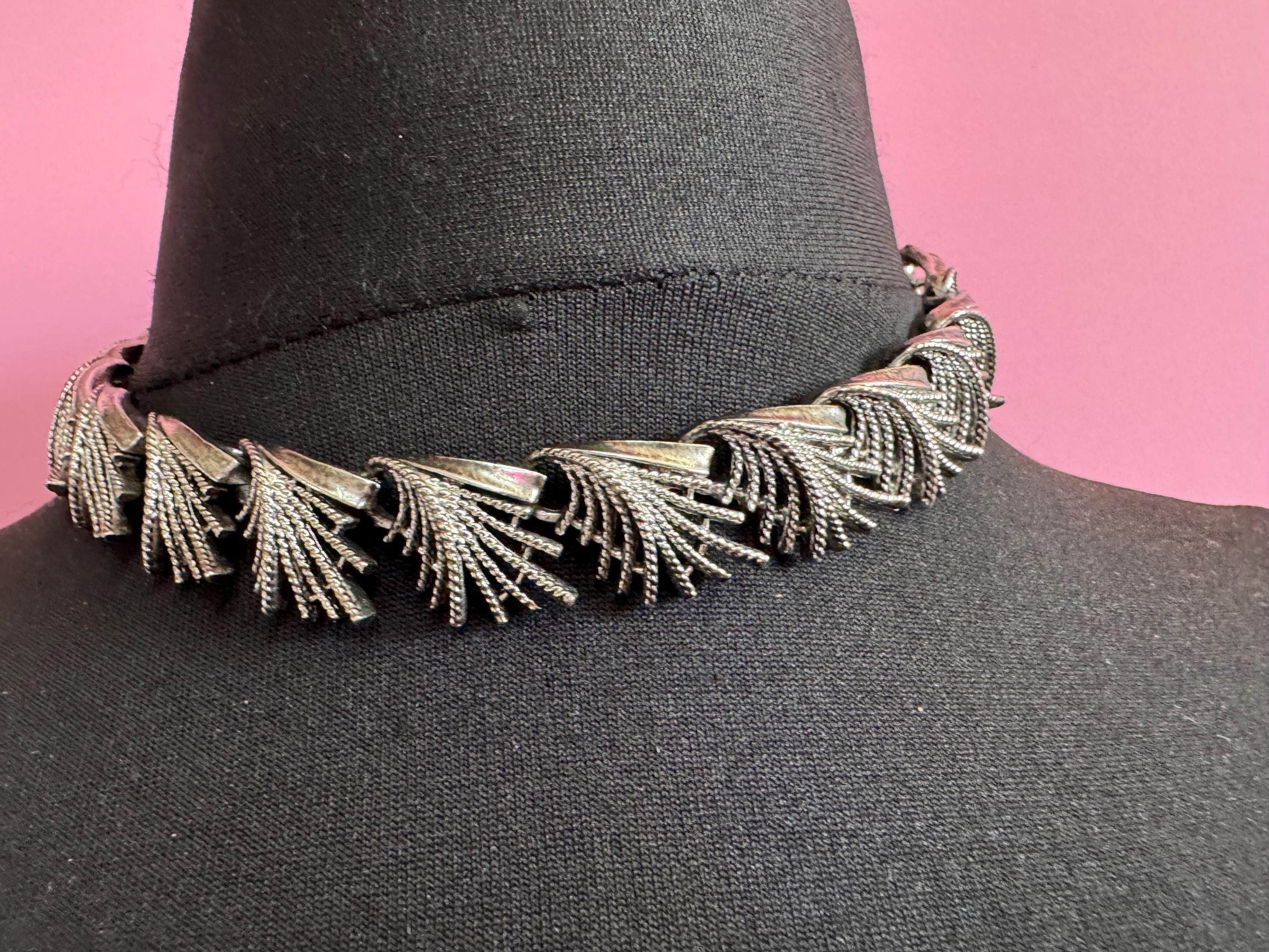 Vintage wide panel Link choker necklace, silver tone 1950s