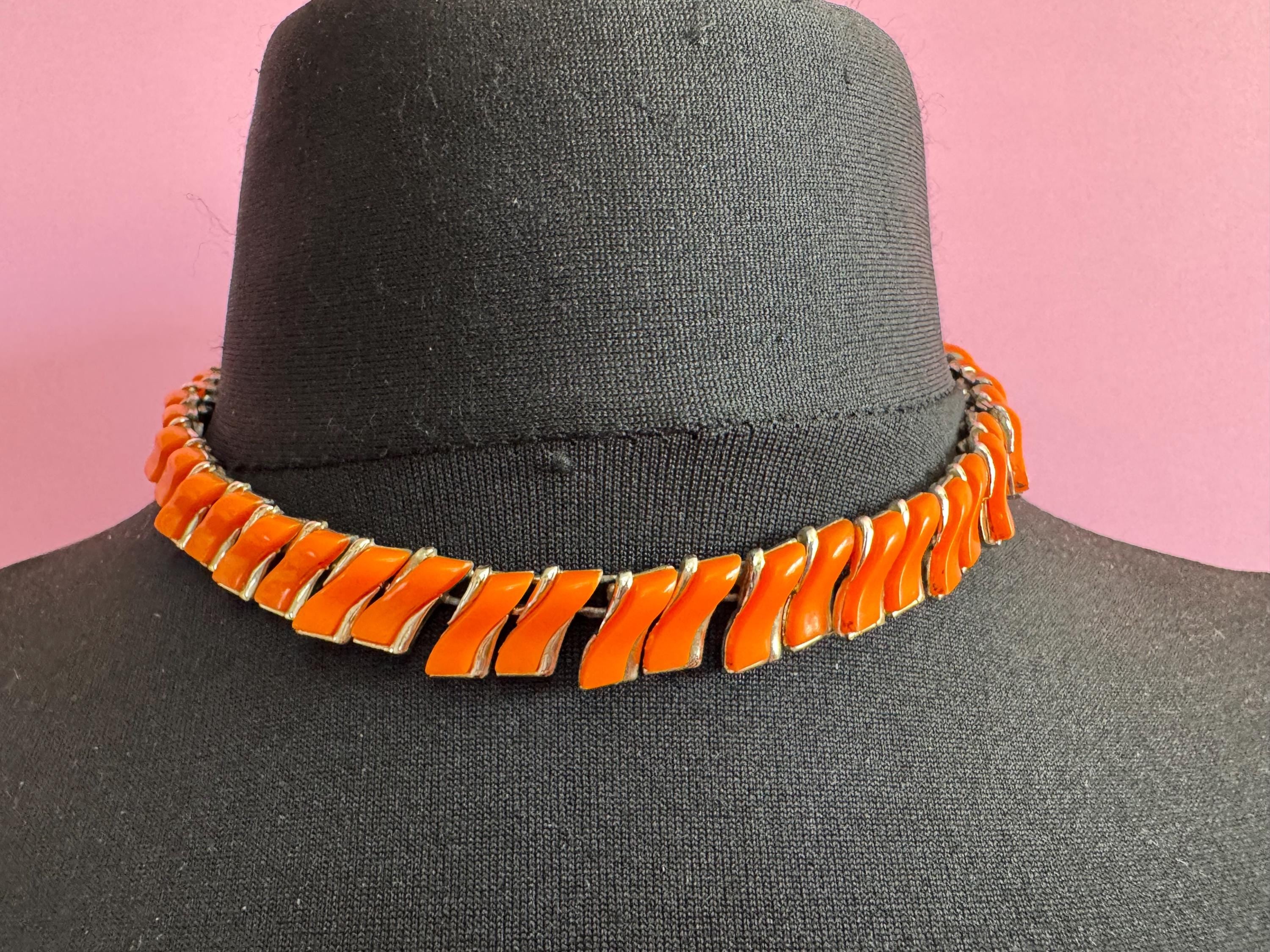 Vintage Orange panel link collar necklace, 50s thermoset plastic