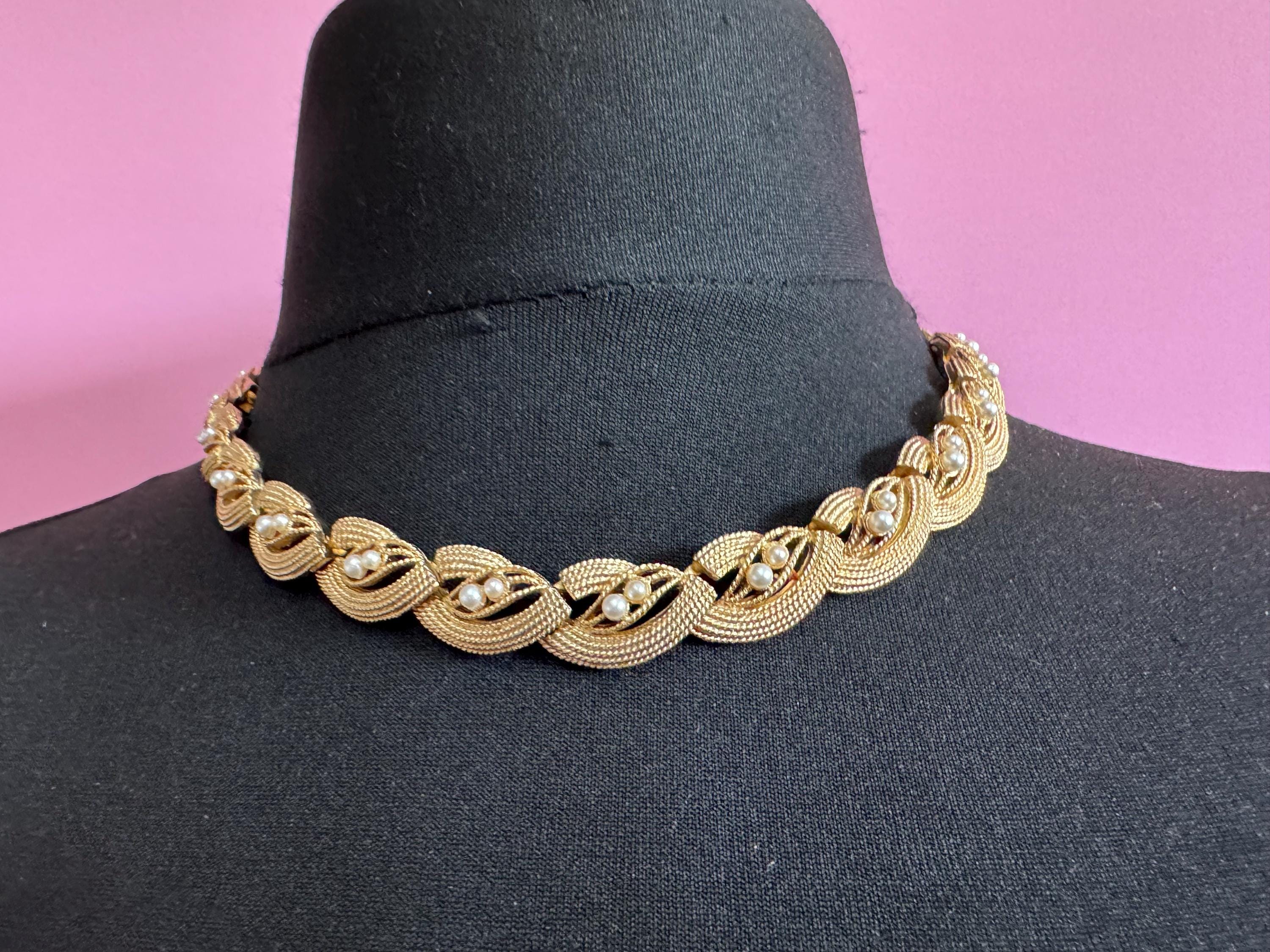 Vintage faux pearl collar necklace, 1960s gold tone