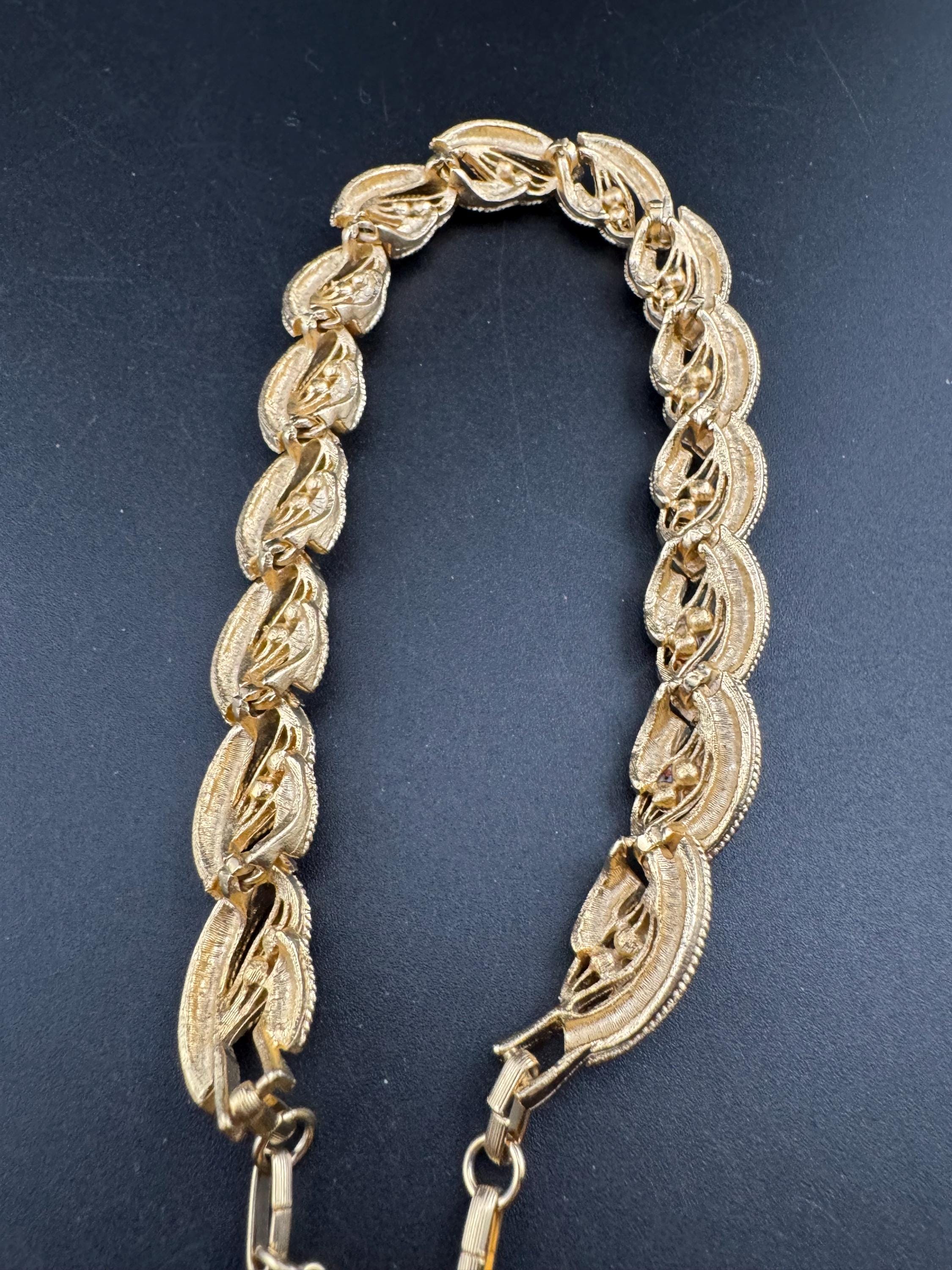 Vintage faux pearl collar necklace, 1960s gold tone