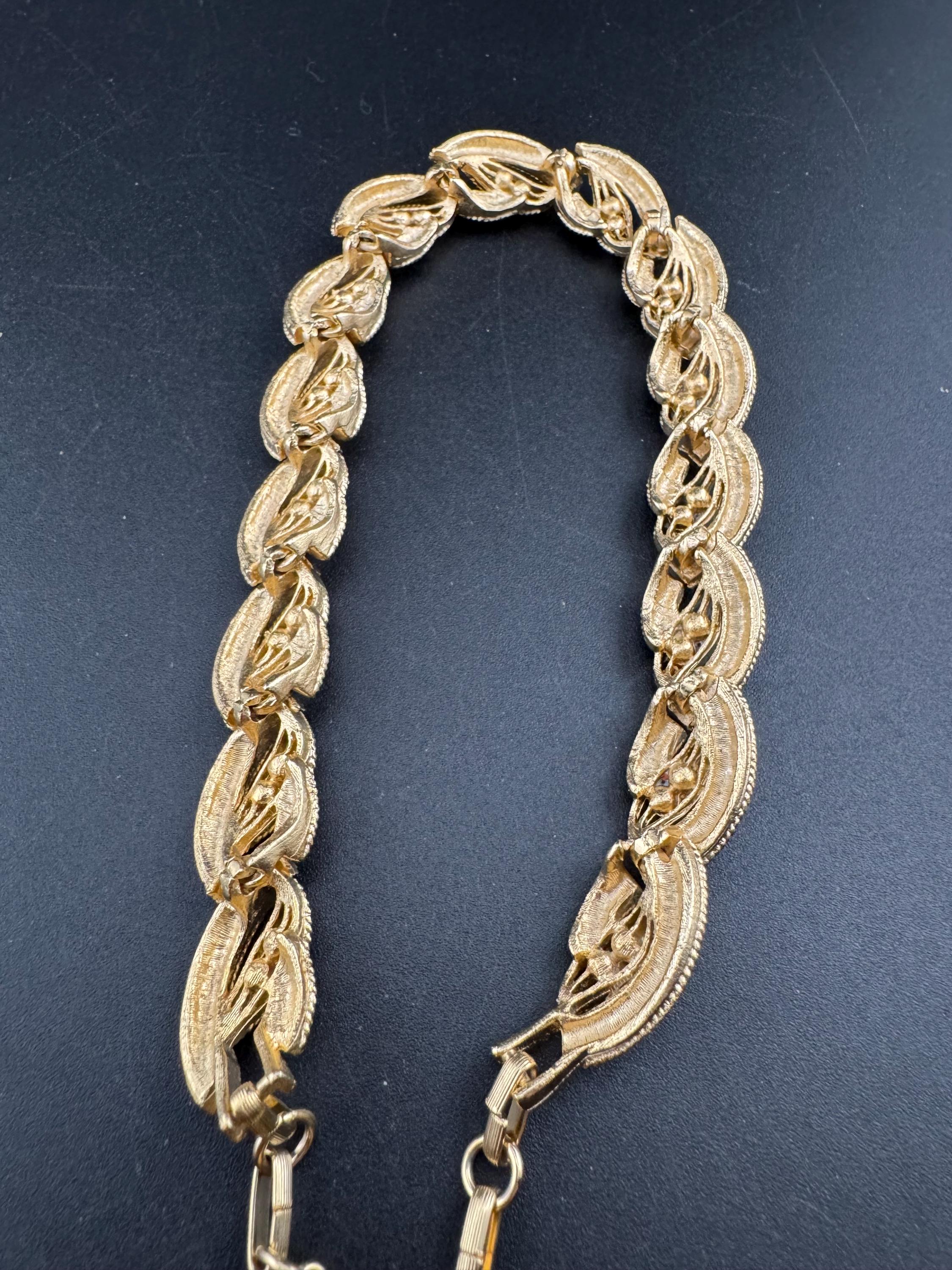 Vintage faux pearl collar necklace, 1960s gold tone