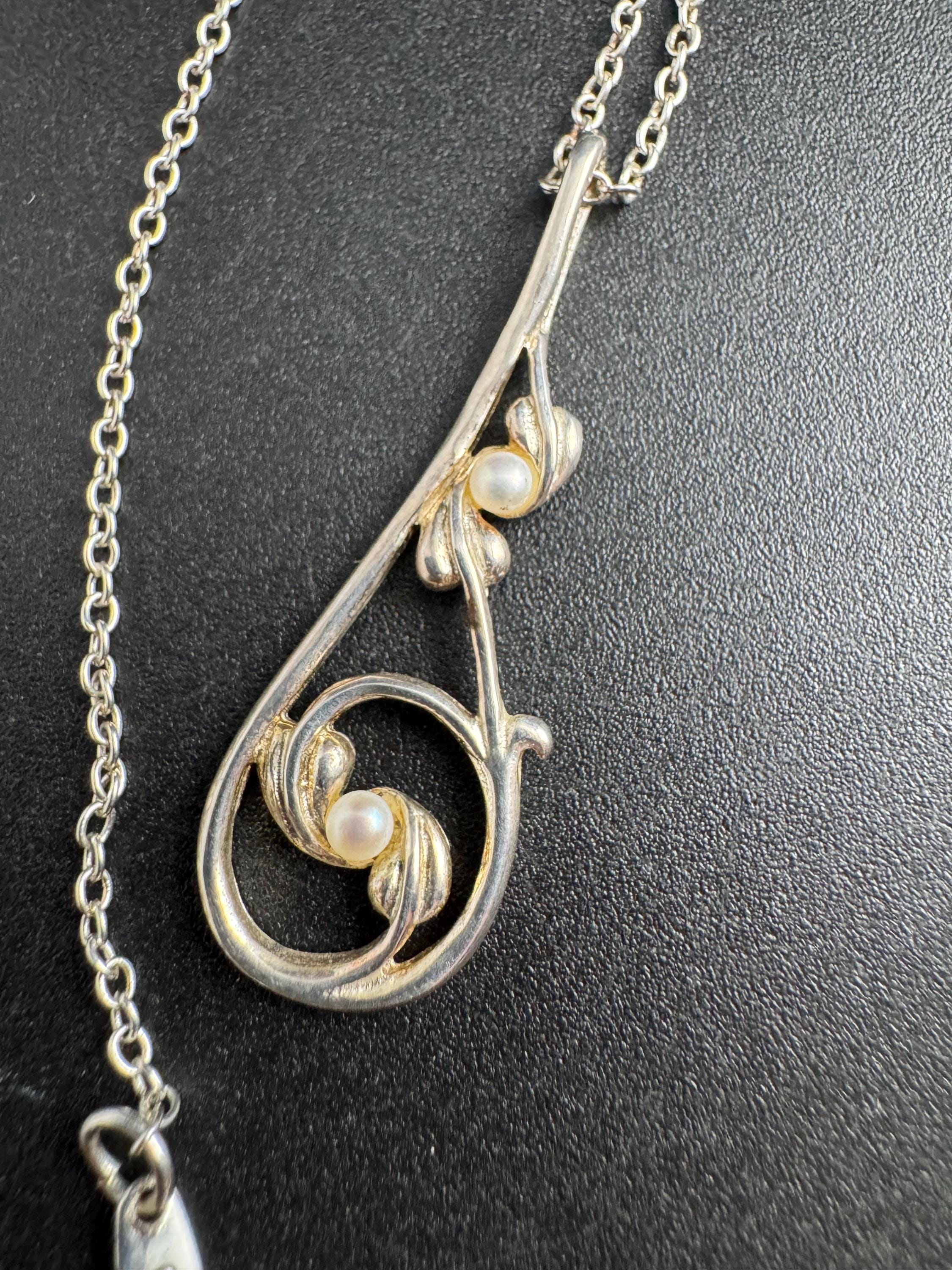 925 kit heath kh08 Silver and seed pearl pendant necklace, Charles Rennie Mackintosh style.