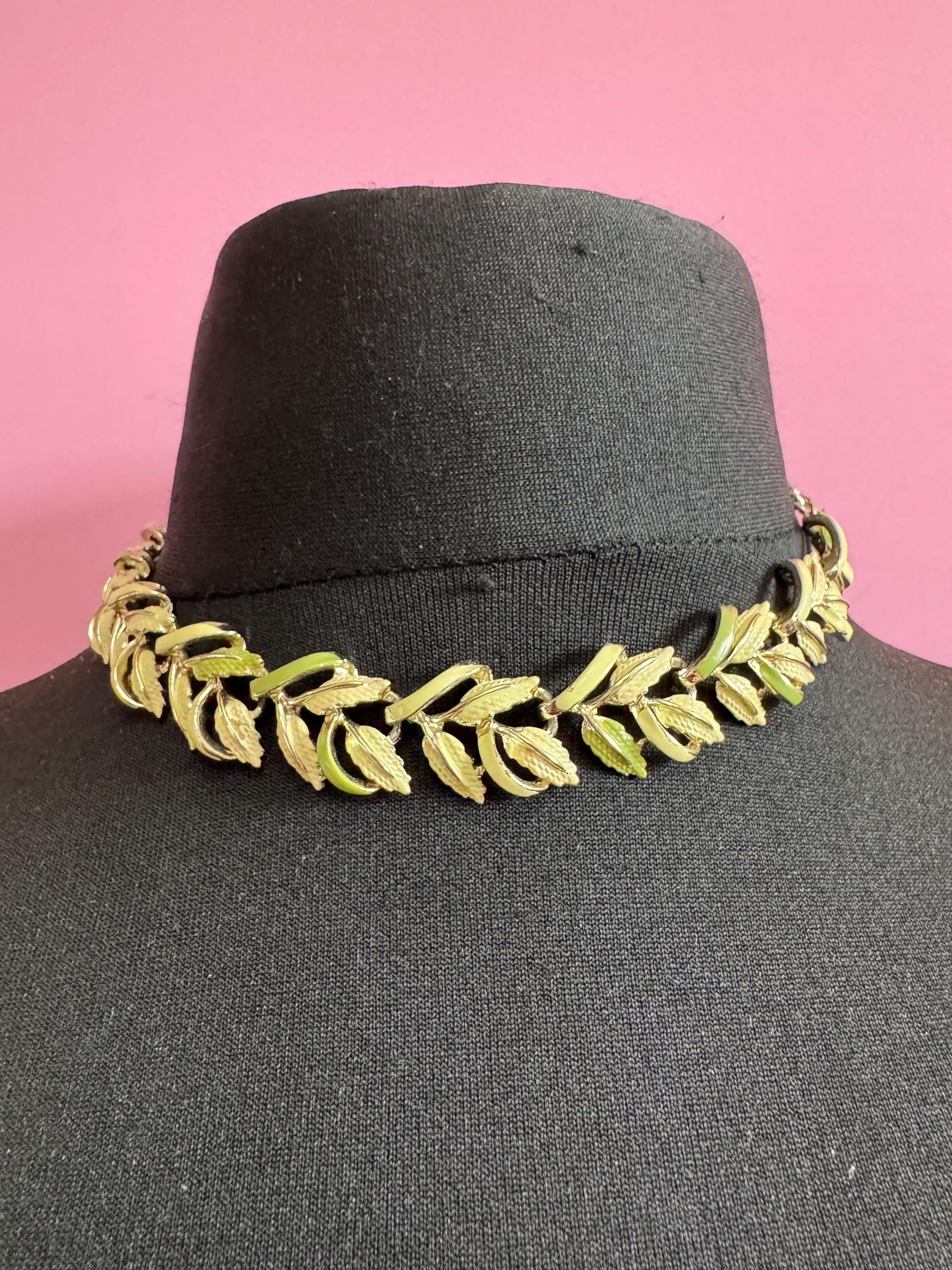 Vintage sage green enamel leaf choker necklace, light gold tone