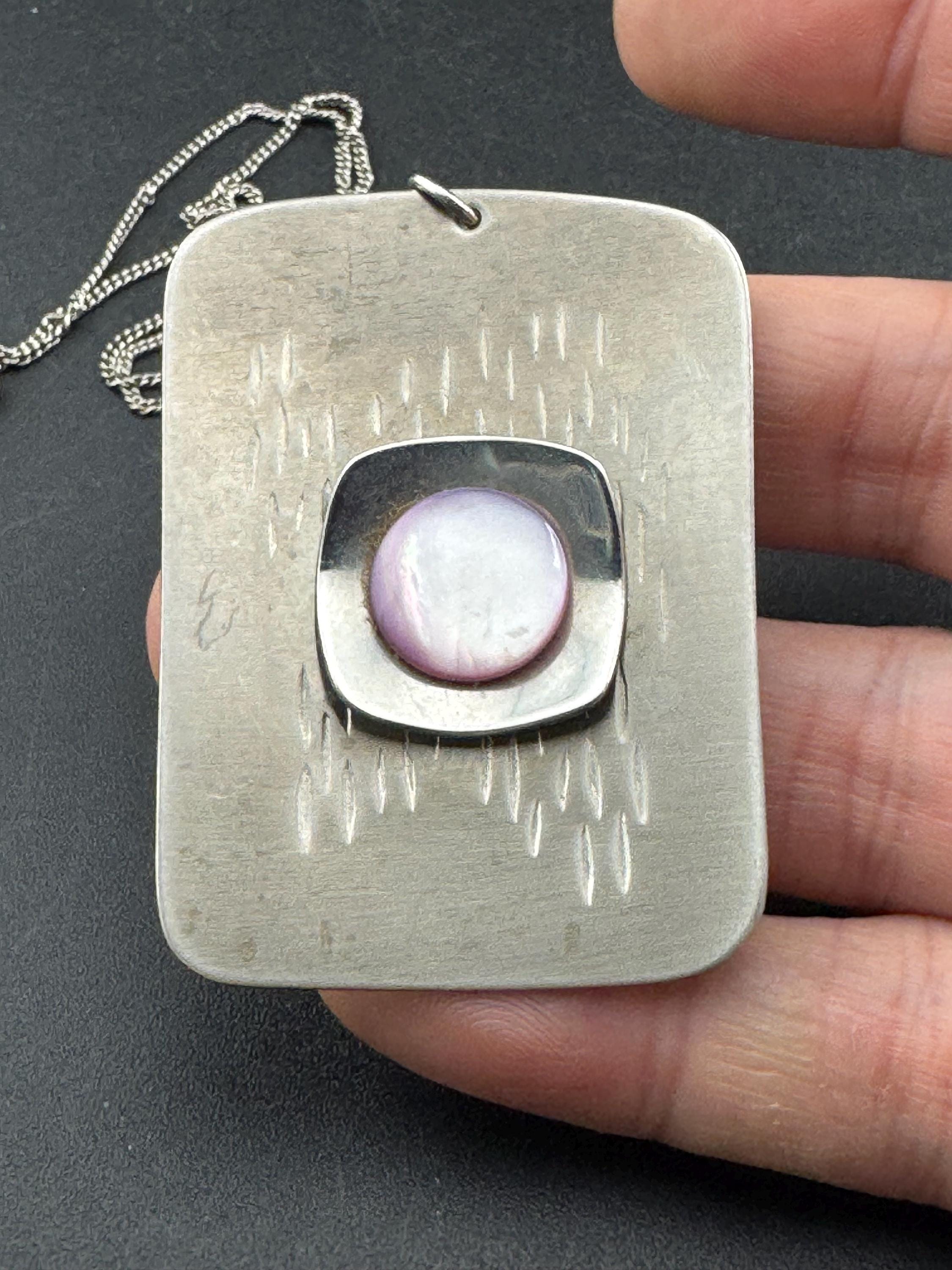 Signed peak stainless steel pink glass cabochon pendant necklace, Vintage 1970s