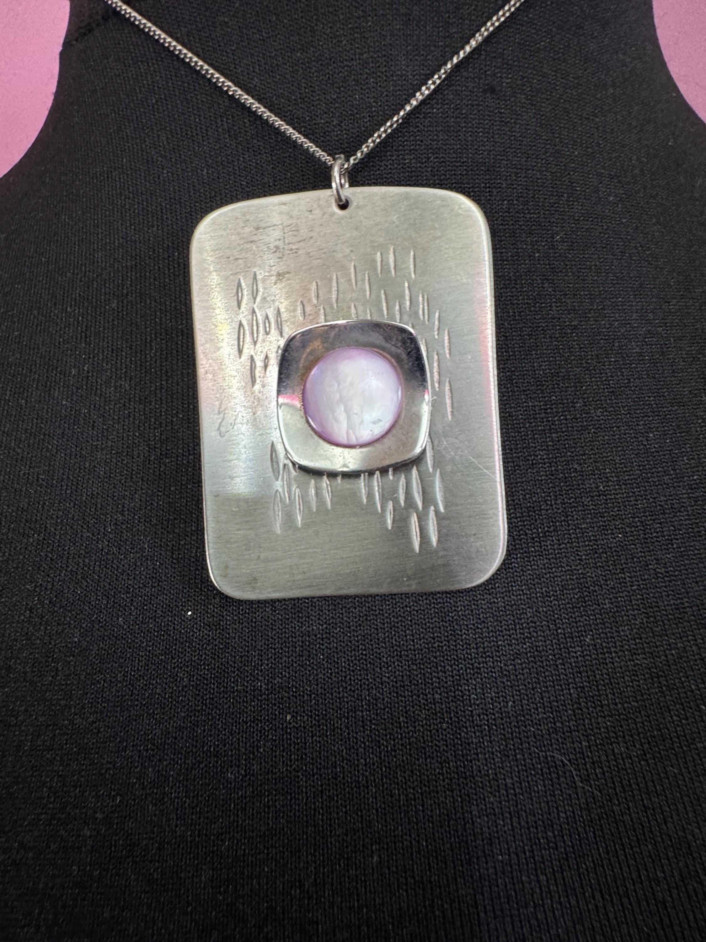 Signed peak stainless steel pink glass cabochon pendant necklace, Vintage 1970s
