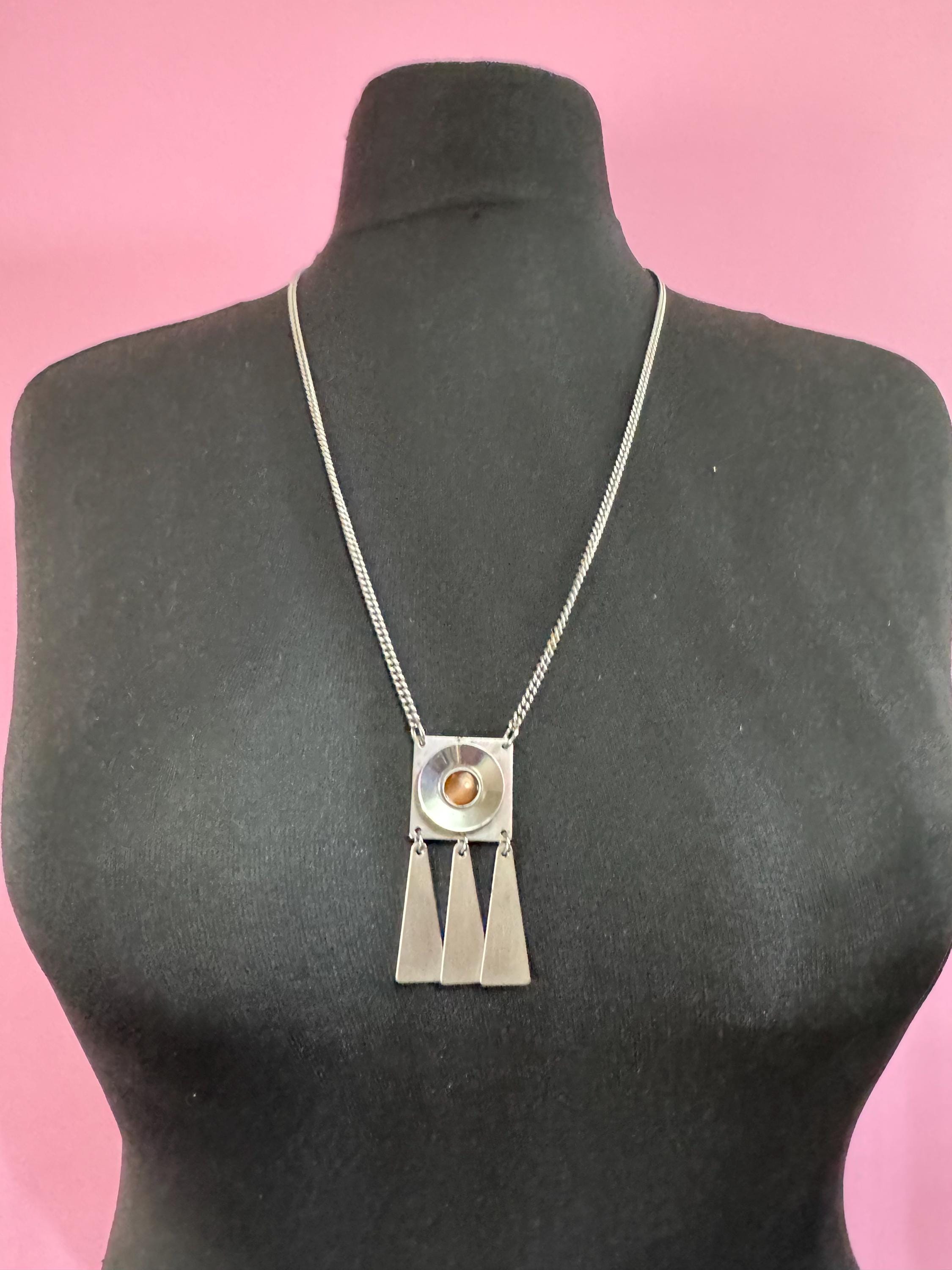 Signed stainless steel glass cabochon fringed pendant necklace, Vintage 1970s