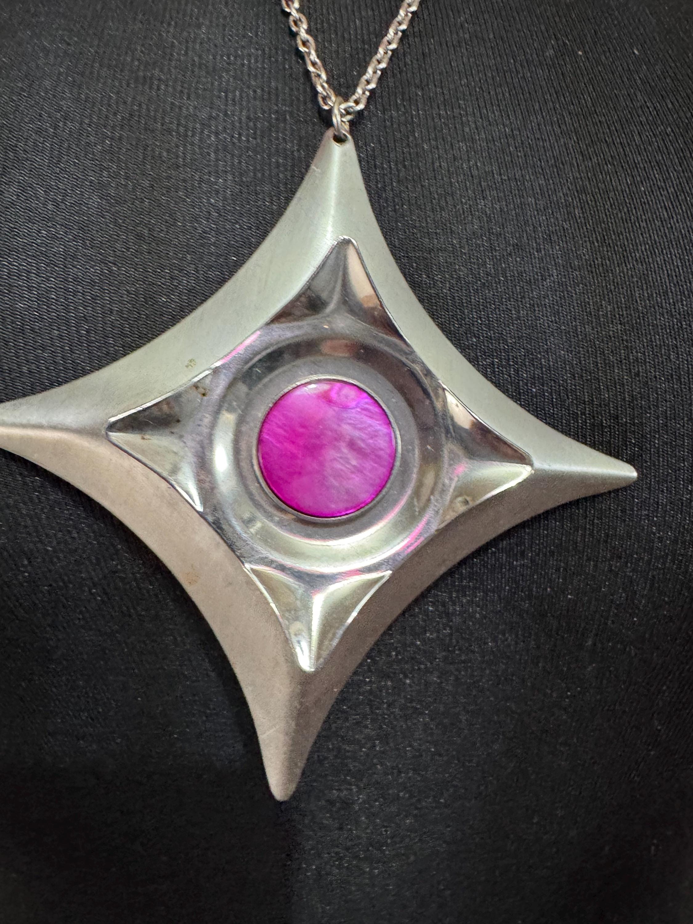 Oversized stainless steel star pendant necklace, bright pink shell cabochon Vintage 1970s
