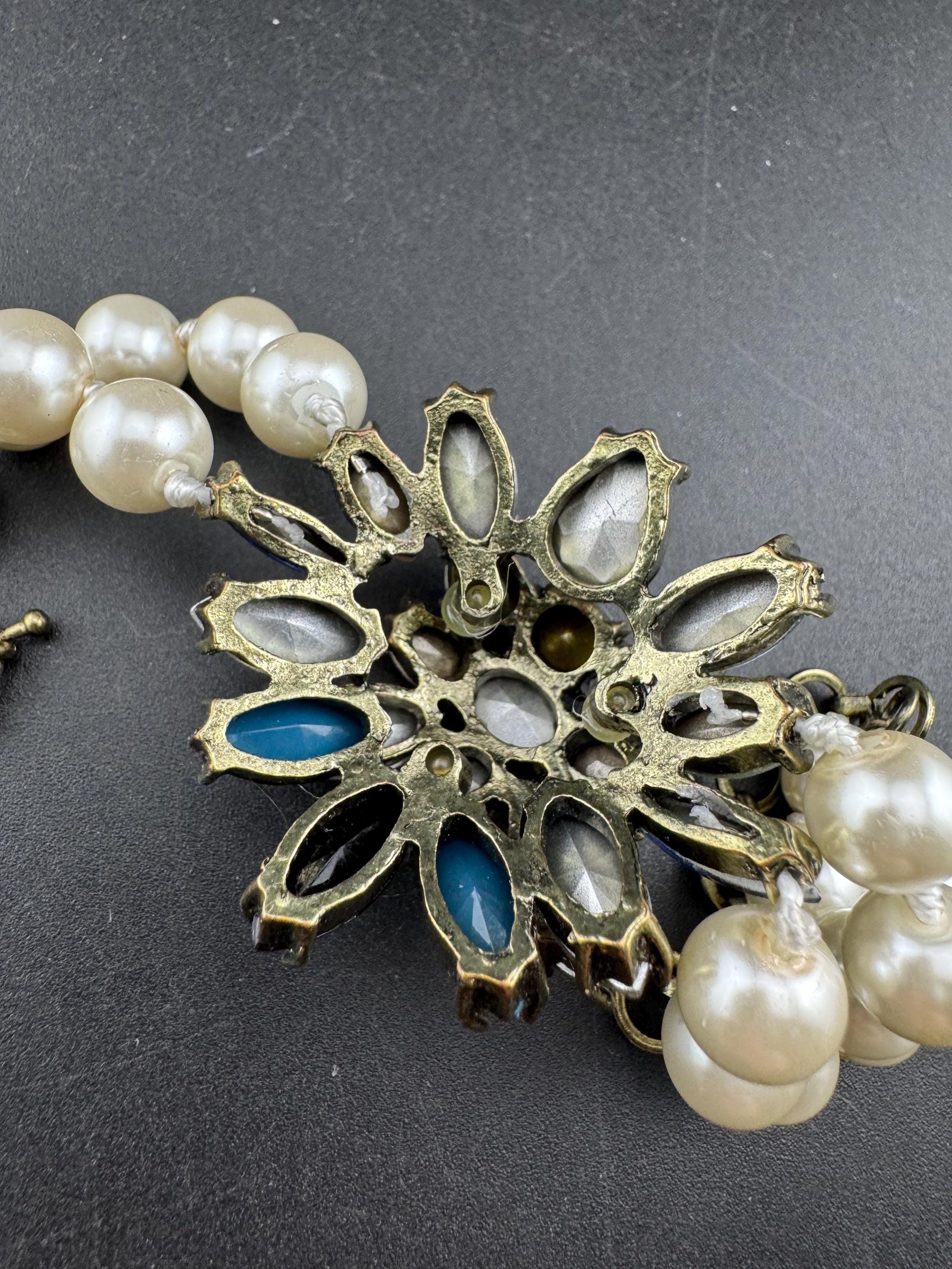 silver chunky faux Pearl beaded diamanté bracelet retro