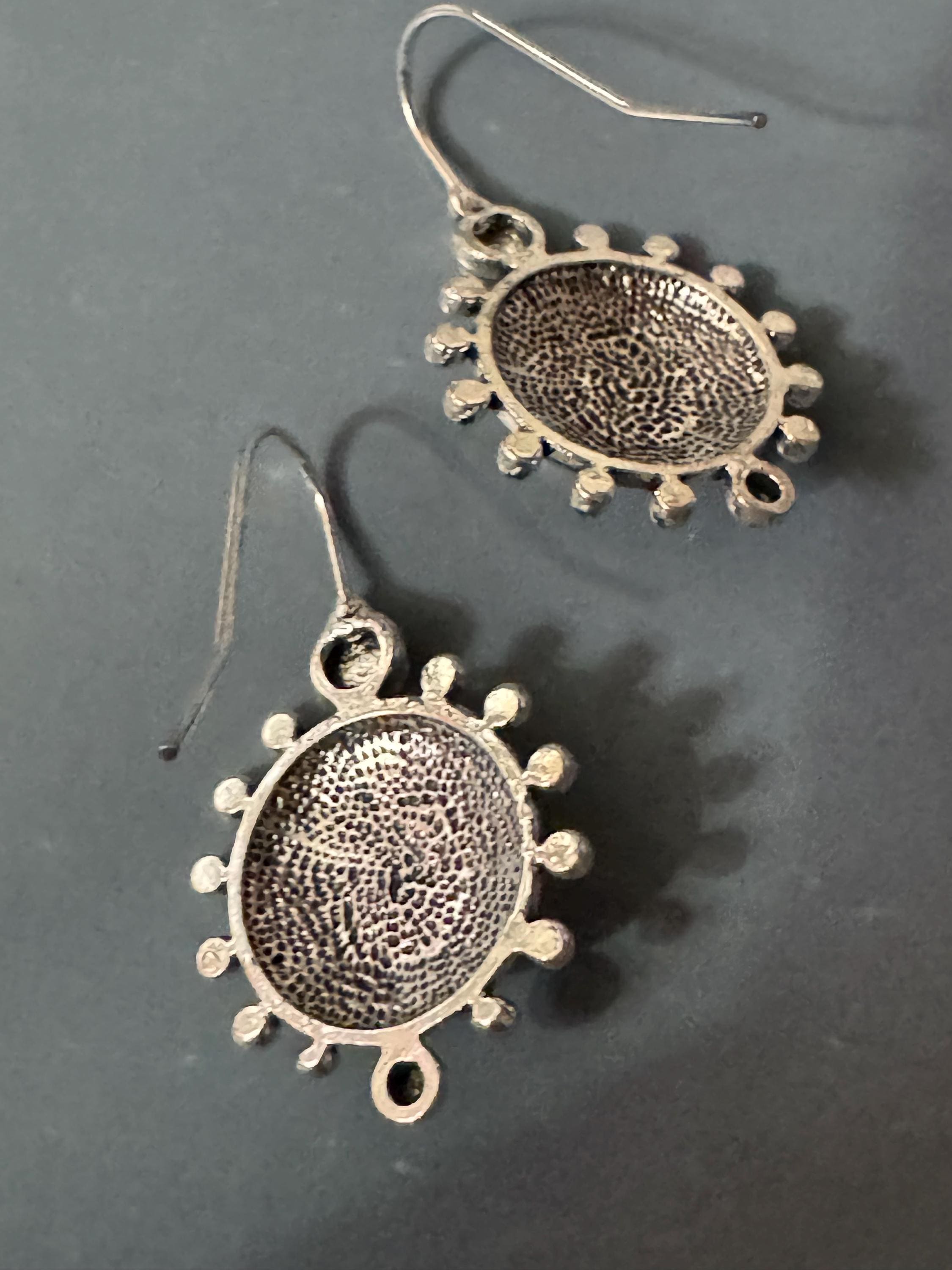 Private listing J Matthew  silver tone faux pearl long drop earrings pierced