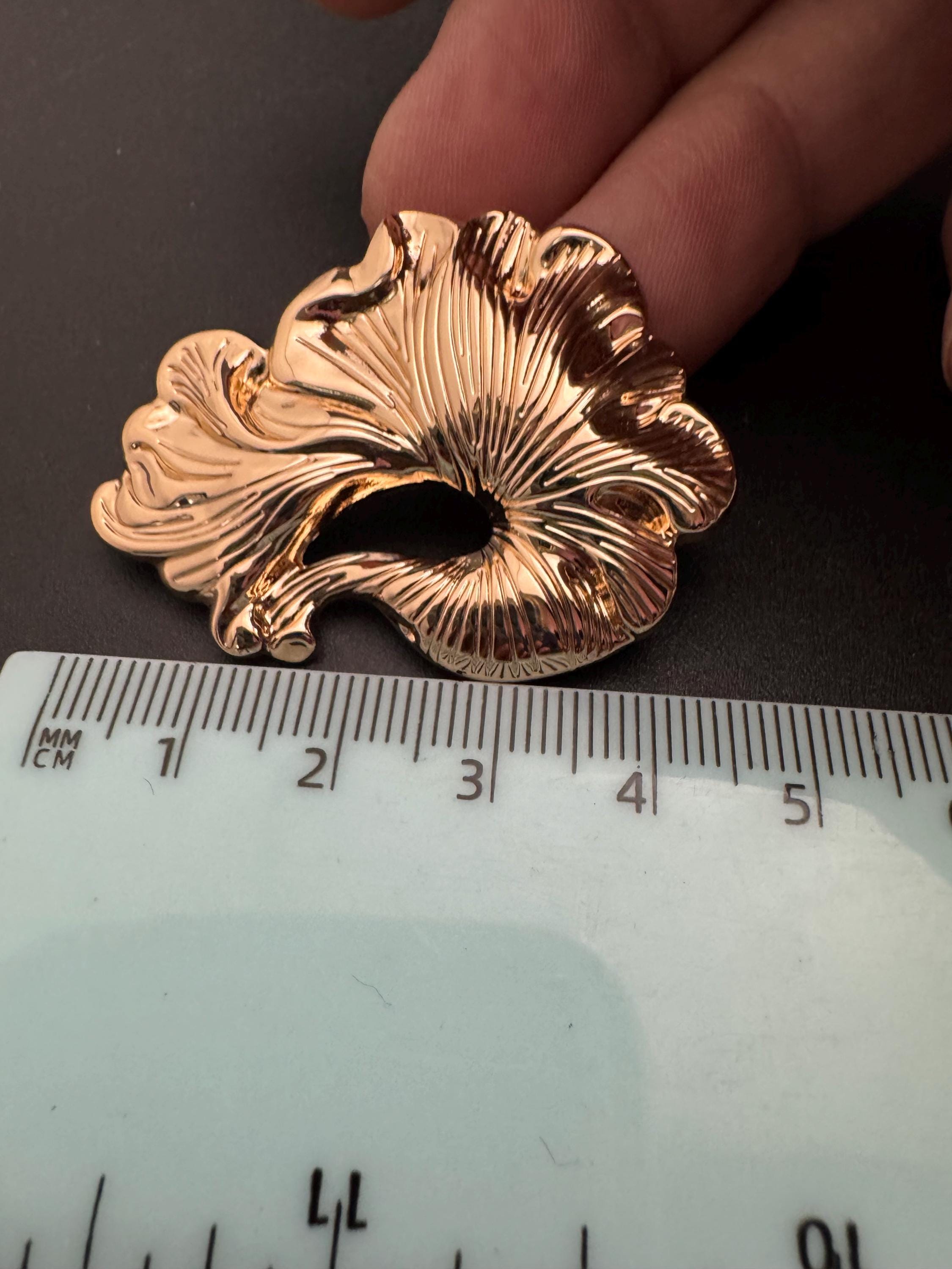 Oversized gold feature button 44mm, one piece double shank