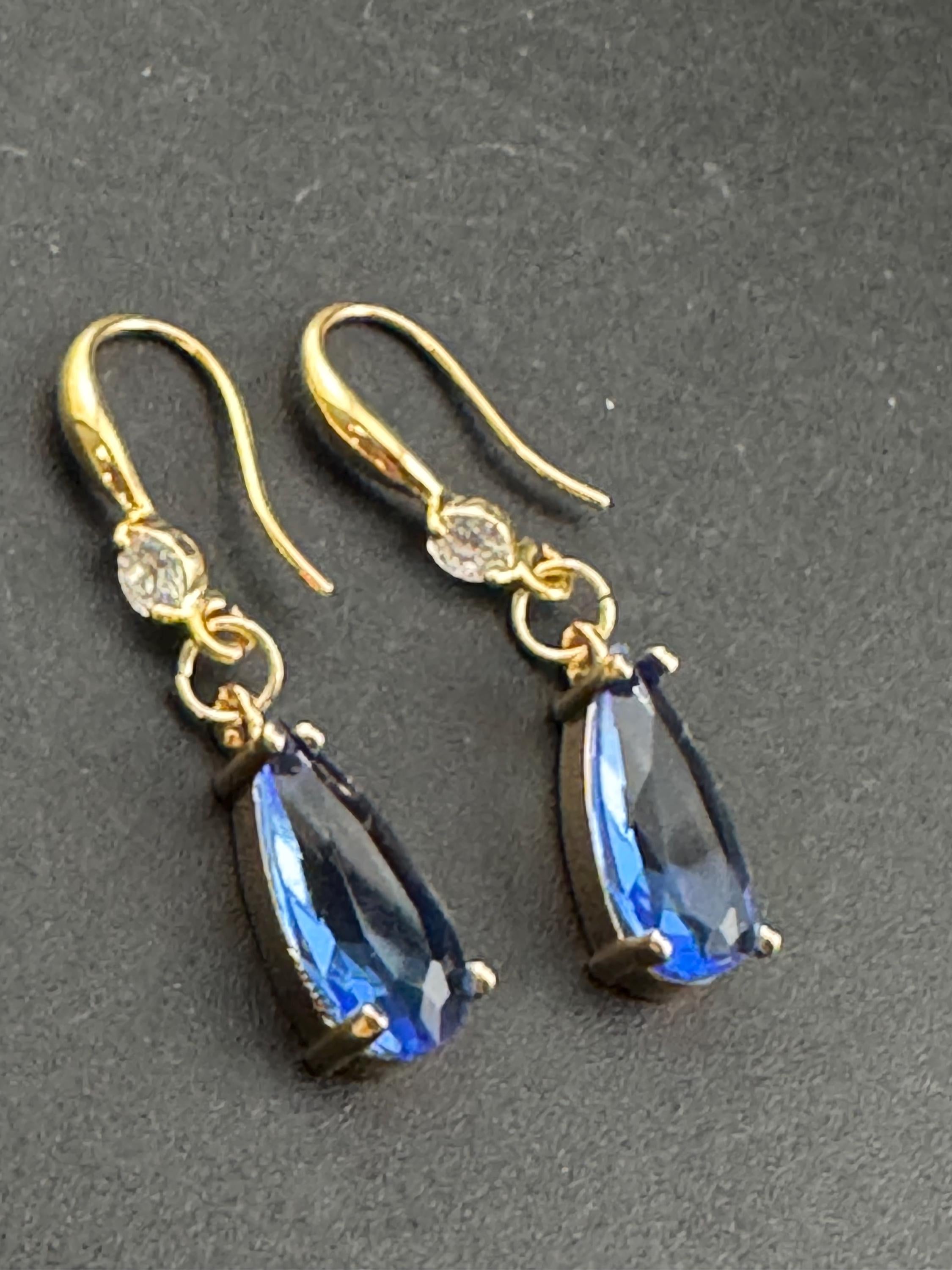 18k GP sapphire blue crystal diamanté drop earrings, teardrop