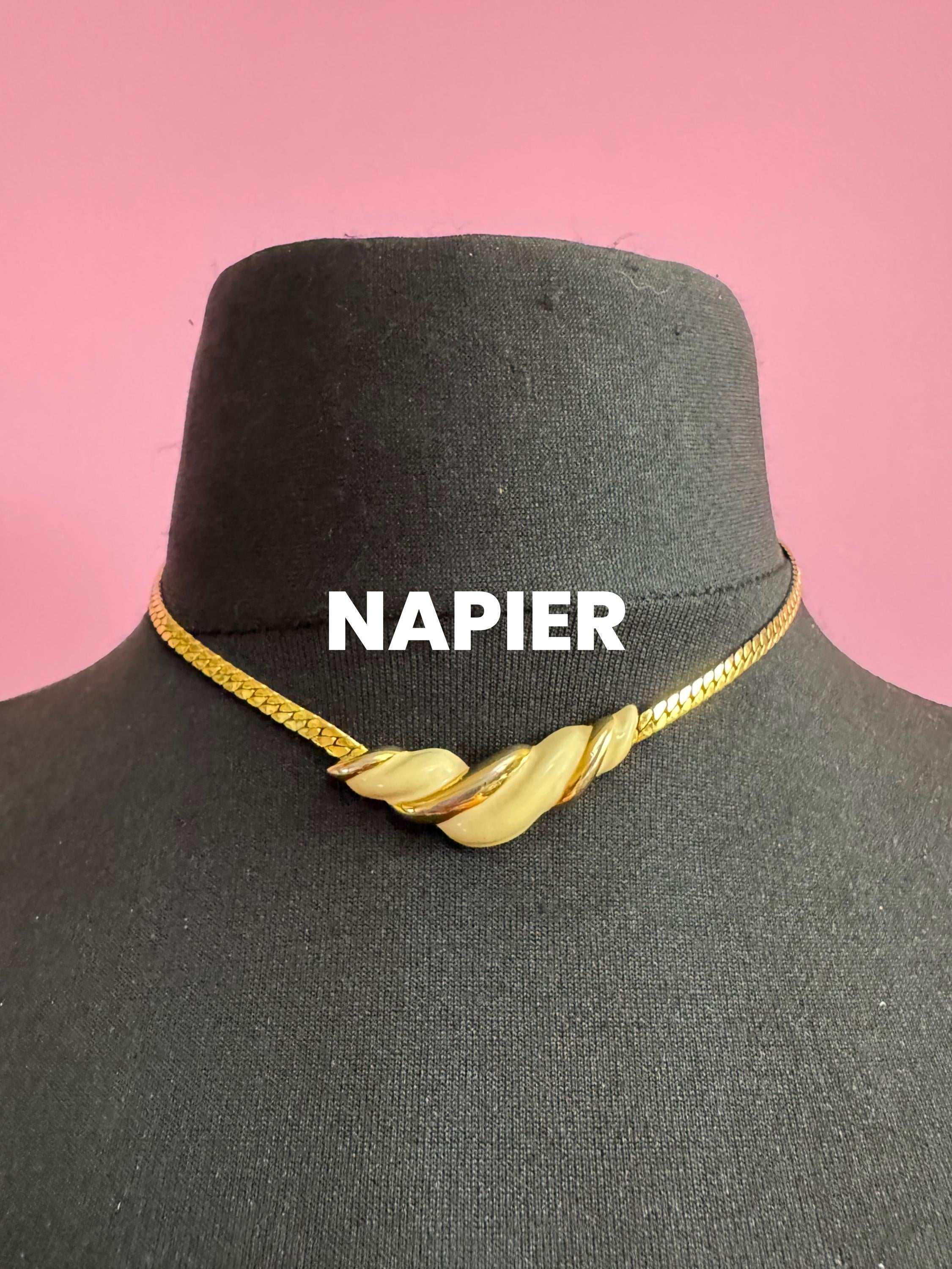 Signed NAPIER cream Enamel Choker: Vintage Gold Tone chain necklace