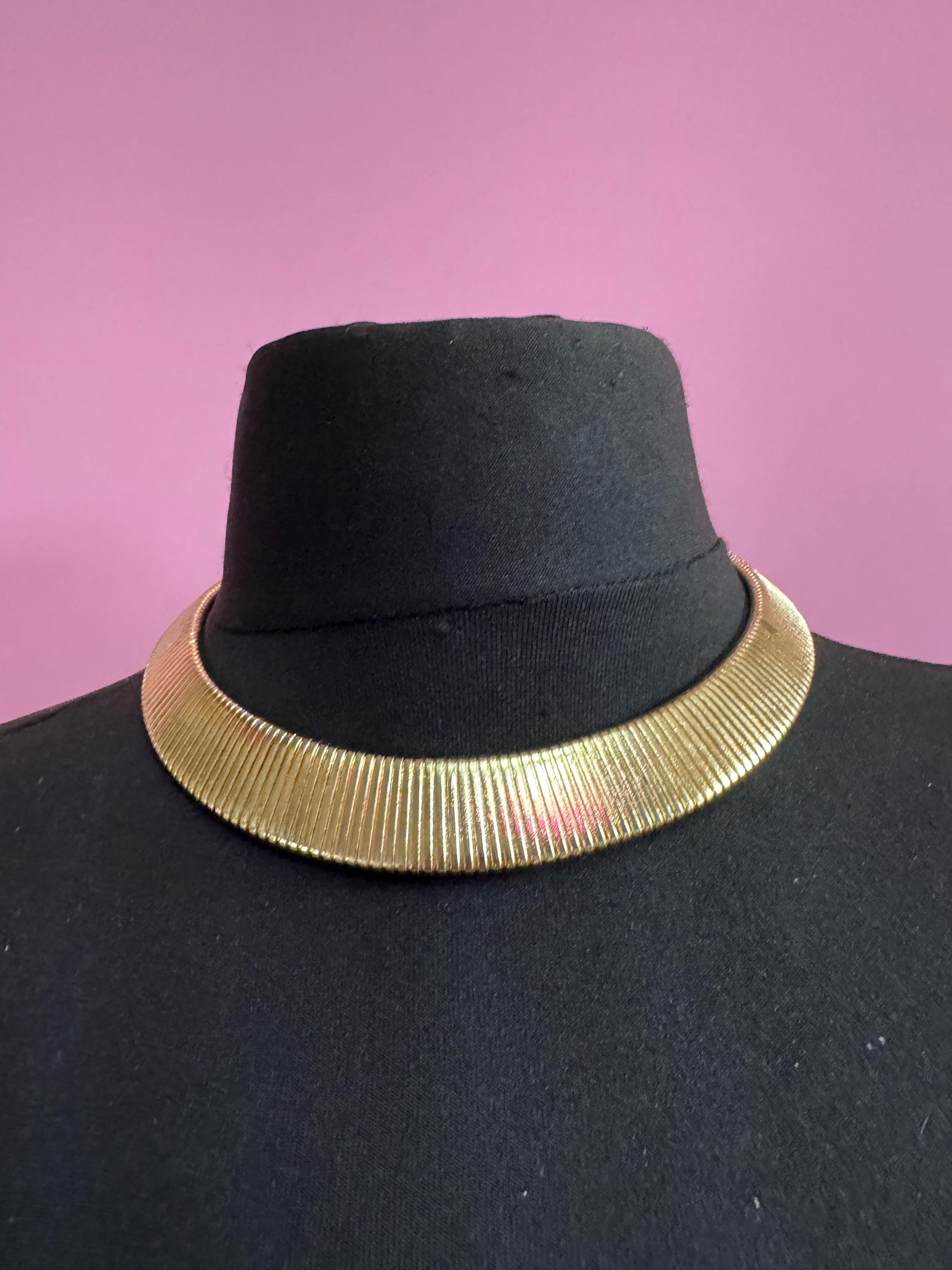 Vintage wide omega link choker necklace, gold tone with wear