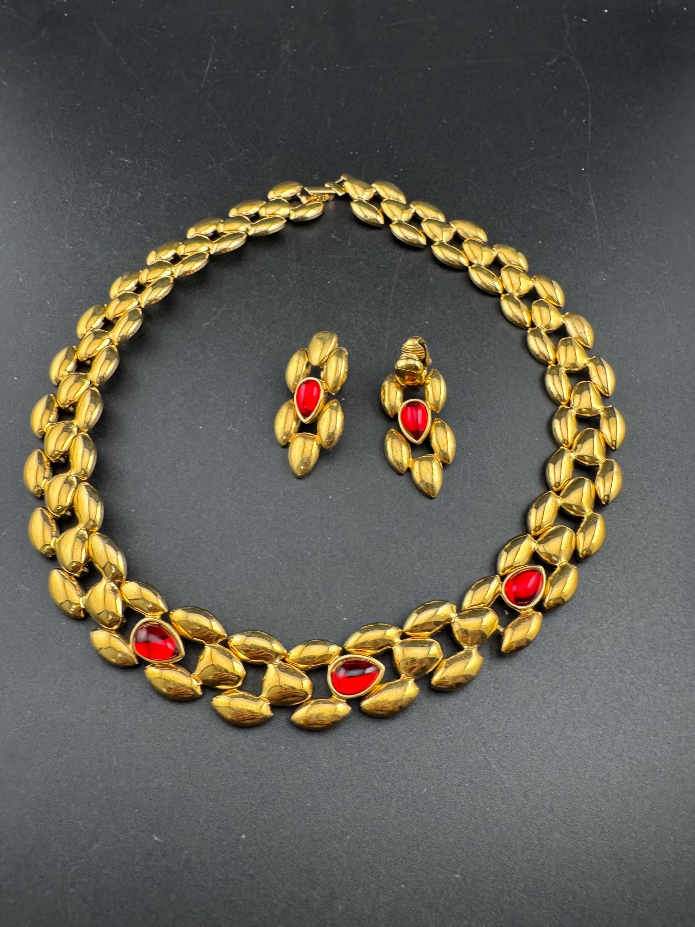 Retro 1980s Ruby red cabochon panther link necklace and clip on earrings, jewellery set