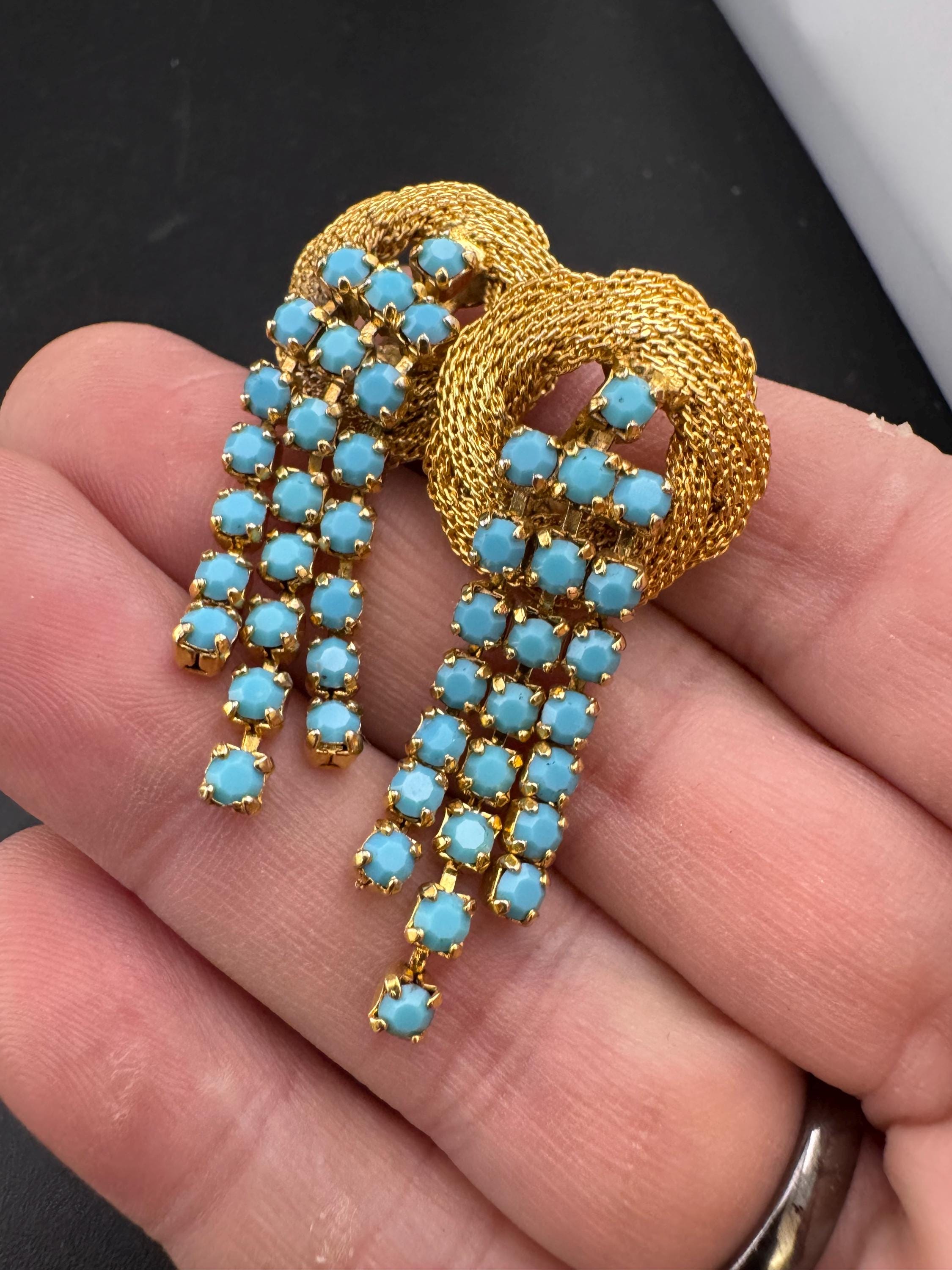 Vintage 1970s gold mesh Turquoise diamanté tassel clip on earrings