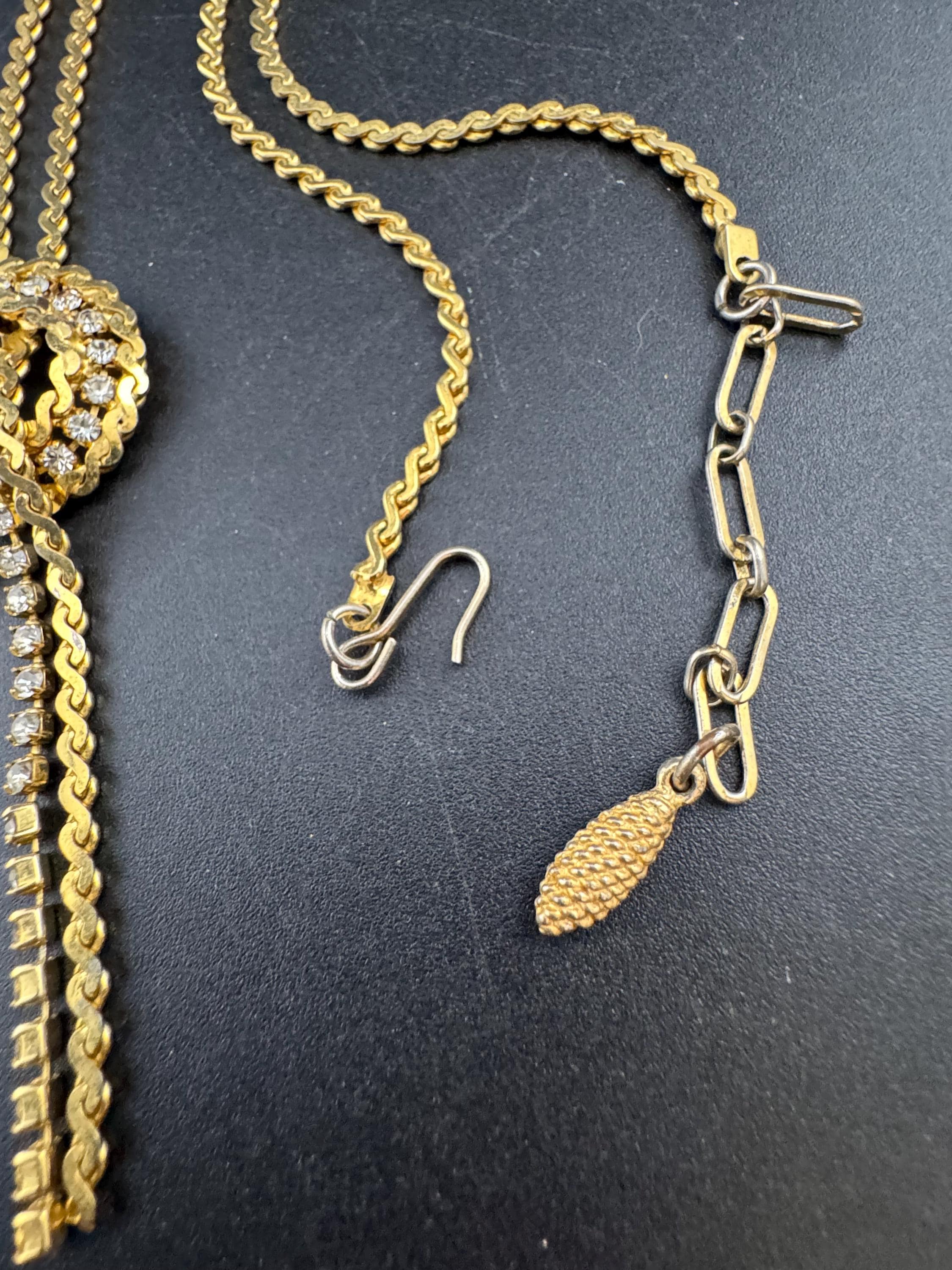 Vintage penino Gold Lariat Necklace: Diamanté Tassel Drop
