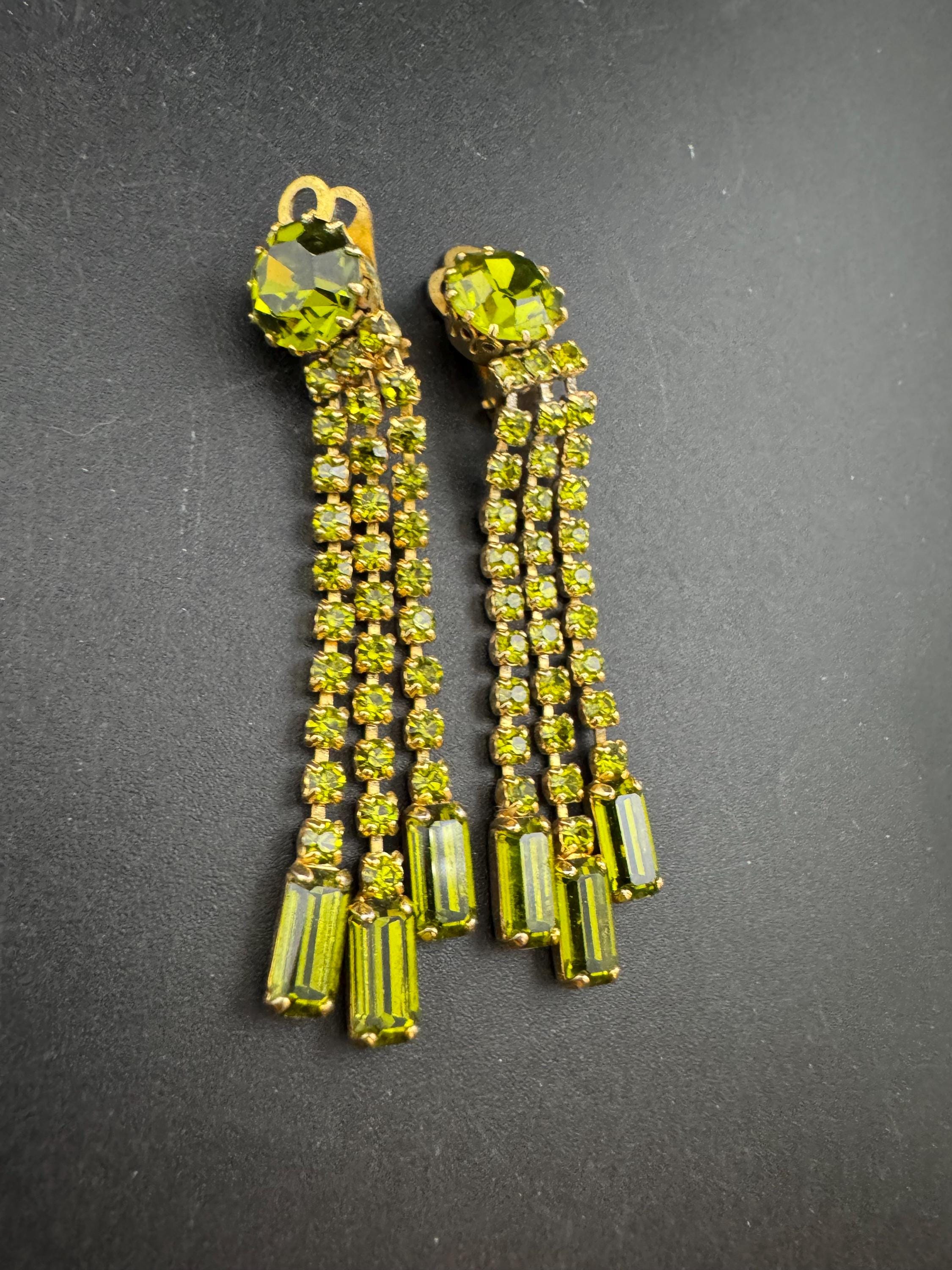 Vintage Emerald rhinestone 6cm Drop Clip On Earrings, Gold Tone Art deco style earrings