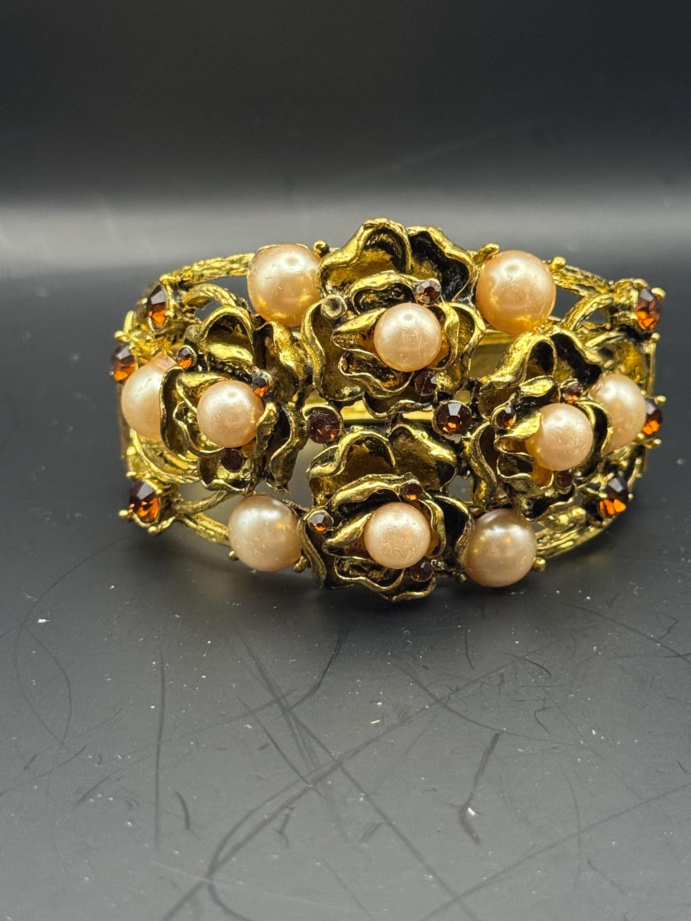 Retro pink pearl and brown rhinestone Clamper Bangle, antique gold tone Bracelet.