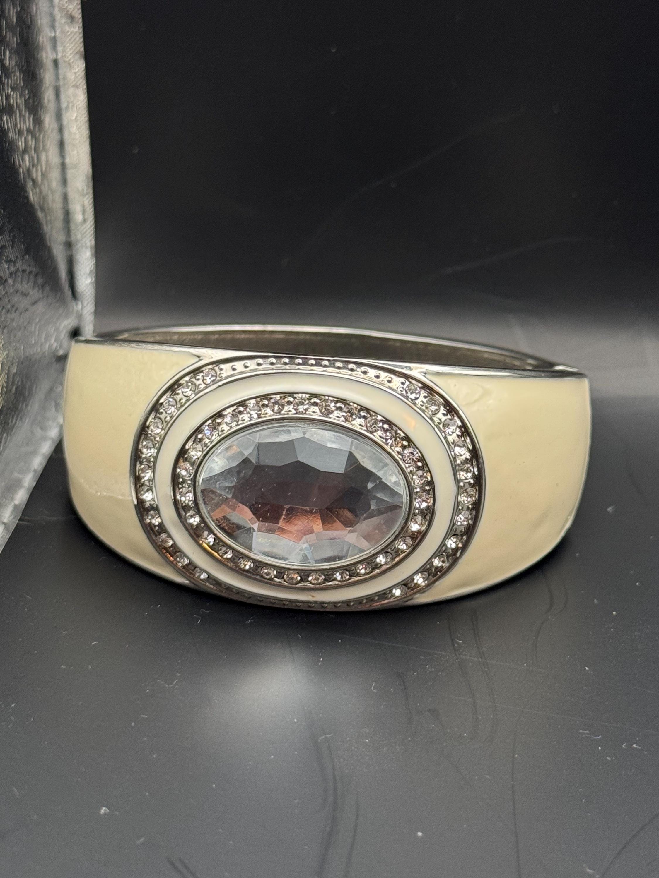 Retro clear crystal cabochon cream enamel Clamper Bangle, silver diamanté  Bracelet.