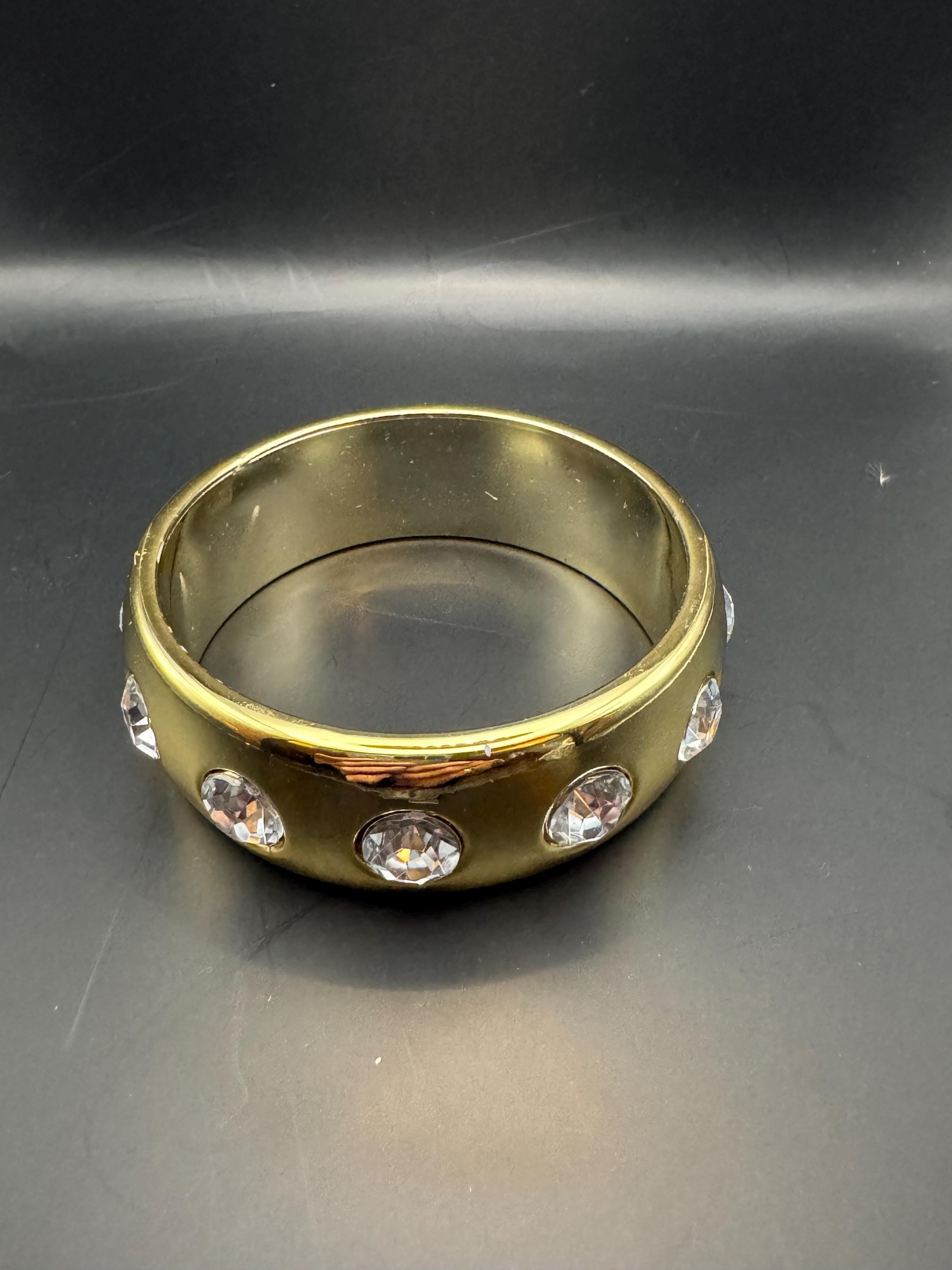 Retro gold acrylic crystal cabochon wide Bangle Bracelet.