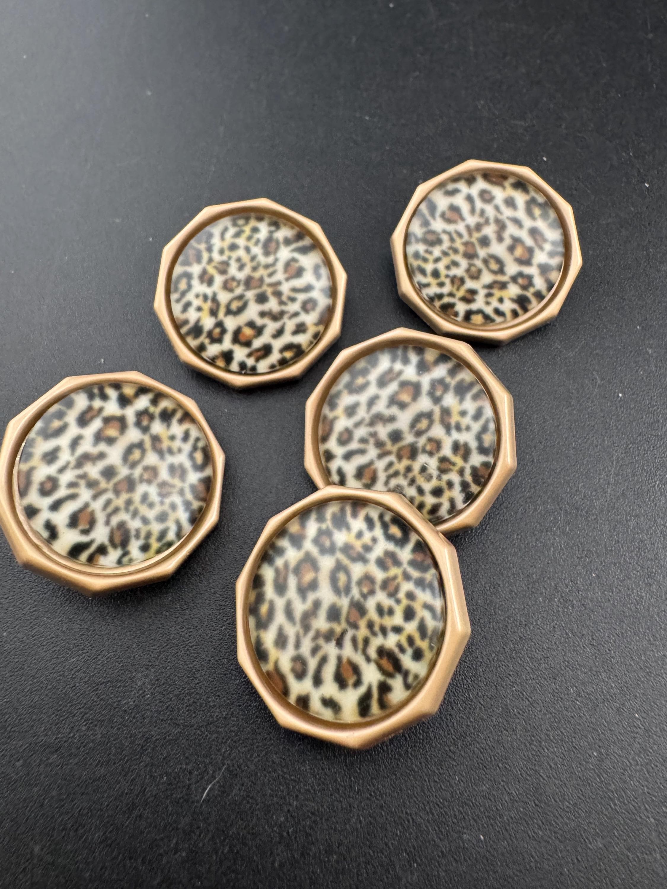 25mm Leopard Print Buttons. Matte Gold Acrylic & geo Metal (5 Piece)