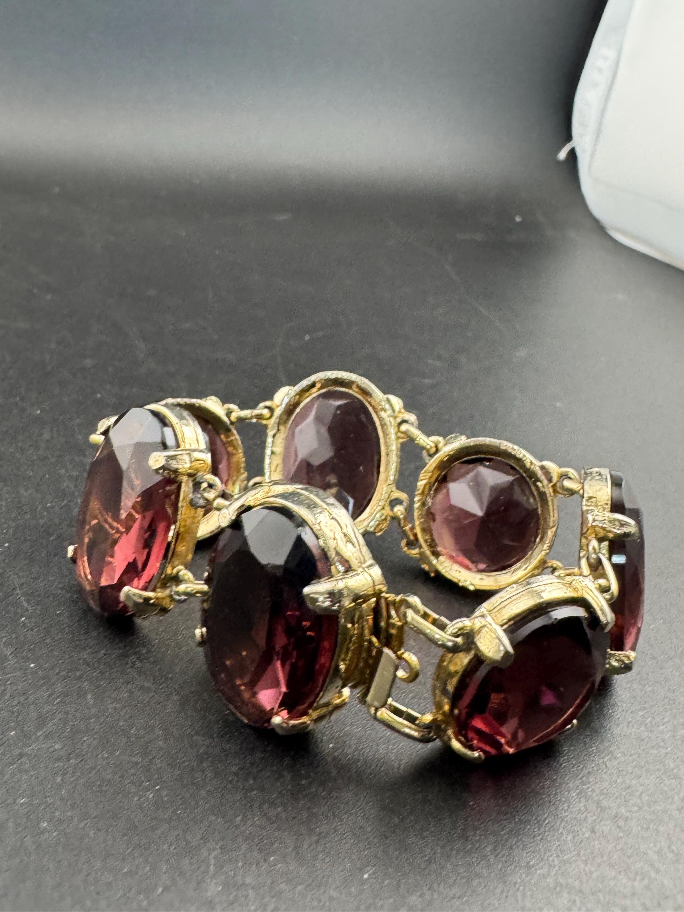vintage purple Glass cocktail bracelet, 18cm gold tone