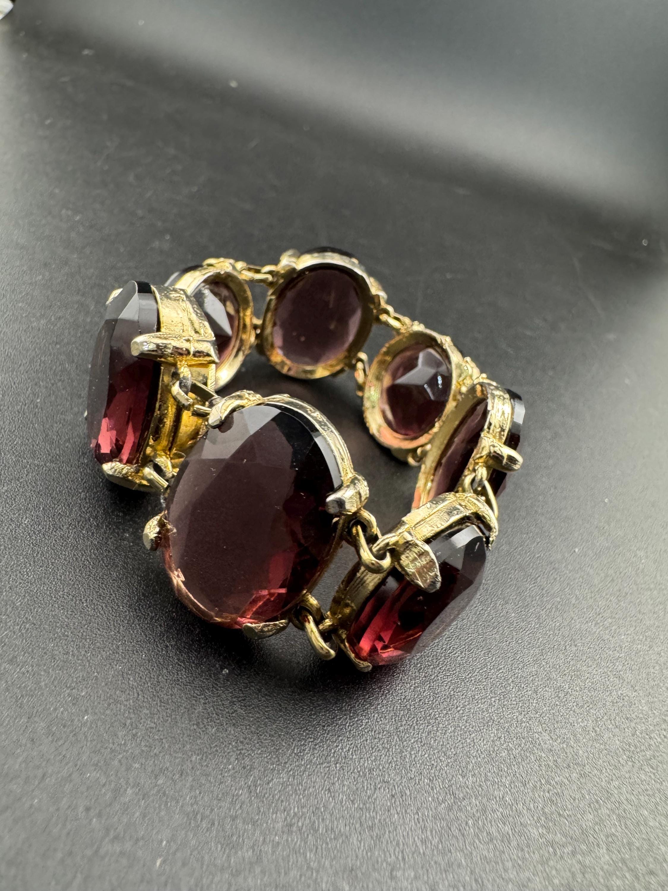 vintage purple Glass cocktail bracelet, 18cm gold tone