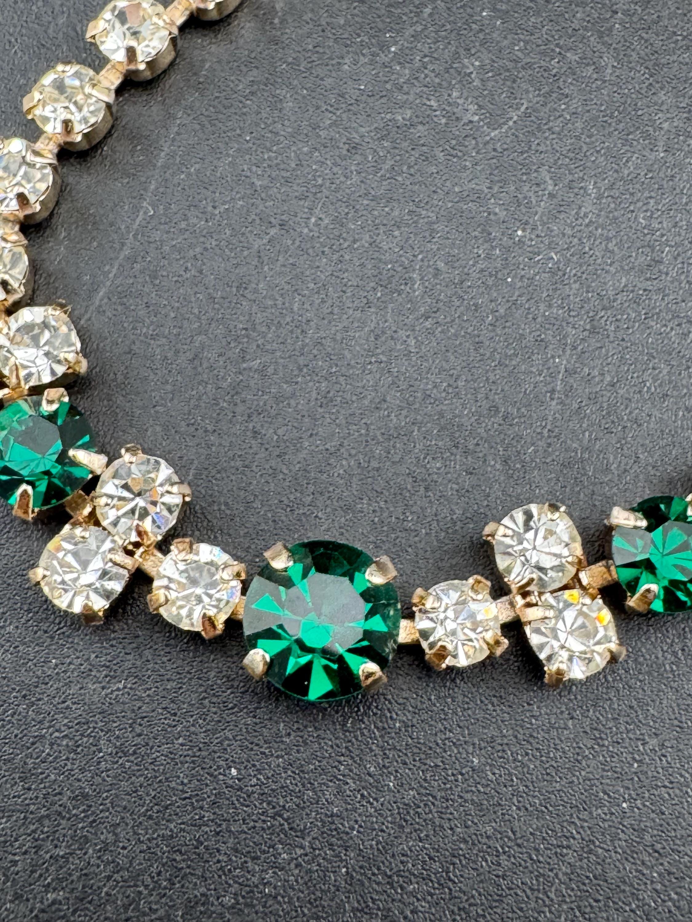 Vintage emerald green glass diamanté rhinestone cocktail bracelet, gold tone