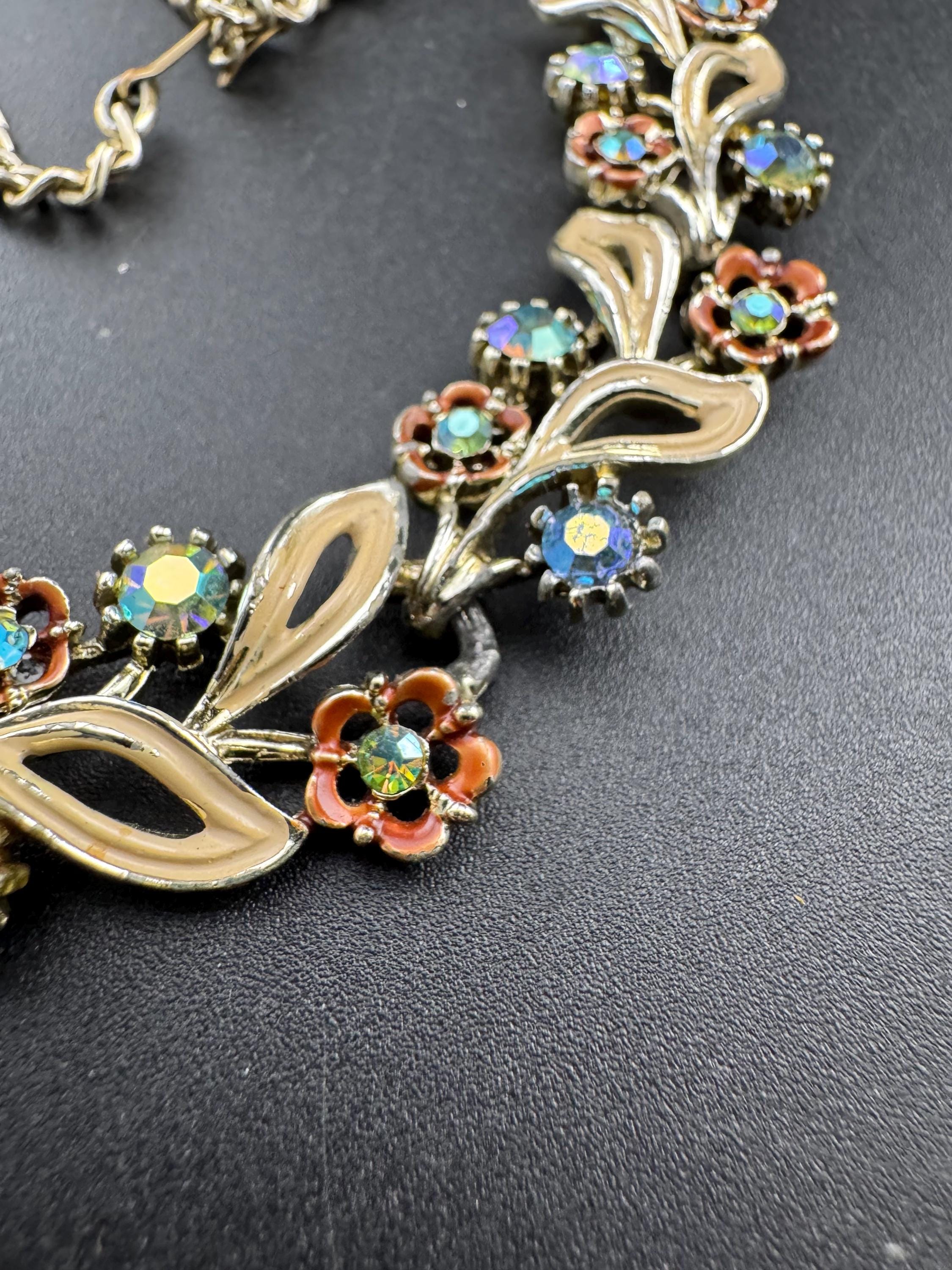 Vintage Aurora borealis and enamel leaf choker necklace, light gold tone with rhinestone