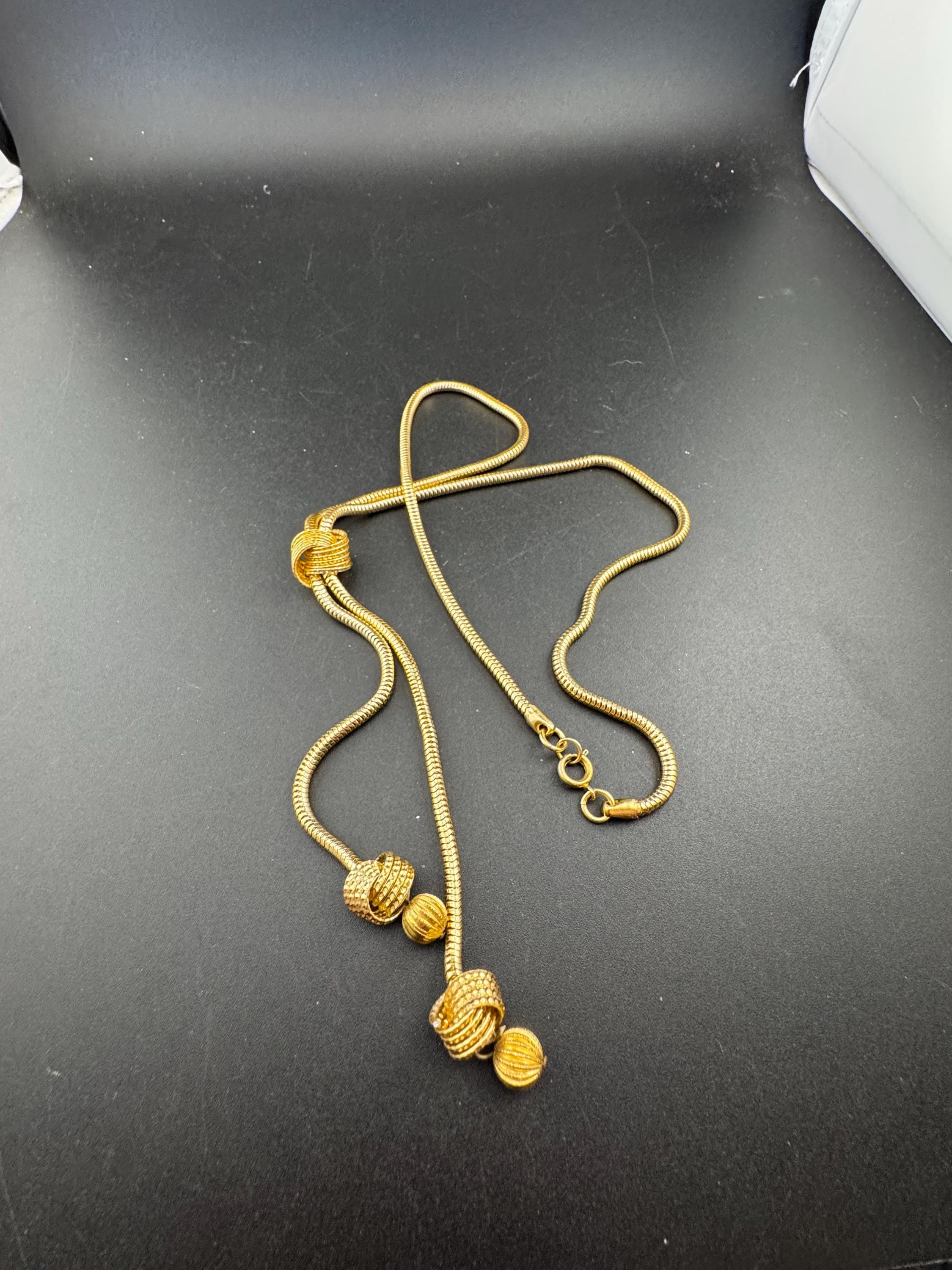 Vintage mesh knot bolo slider necklace 70s, 1970s gold tone