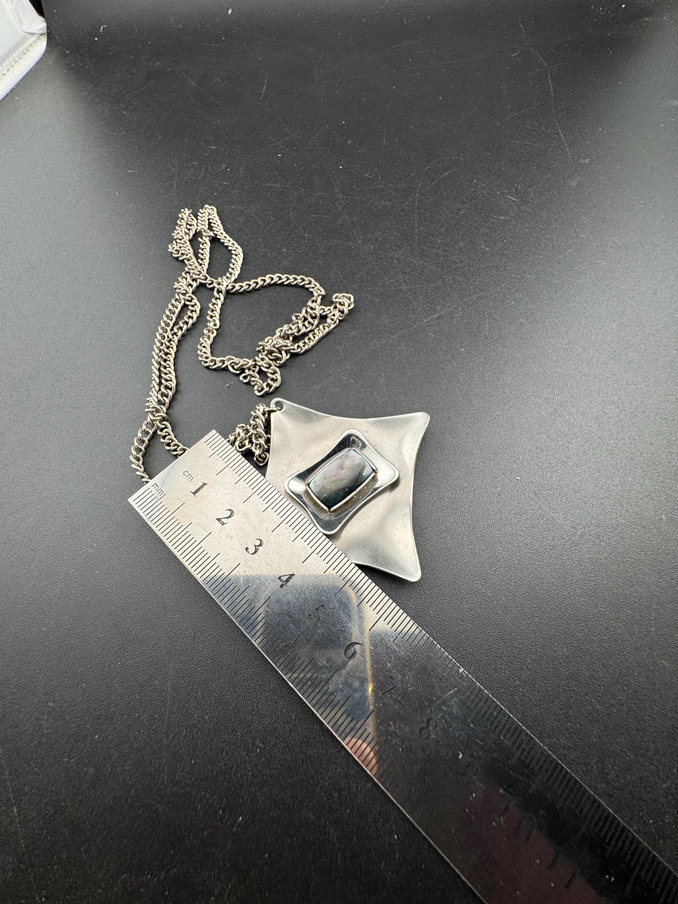 Signed Jason stainless steel grey shell cabochon pendant necklace, Vintage 1970s