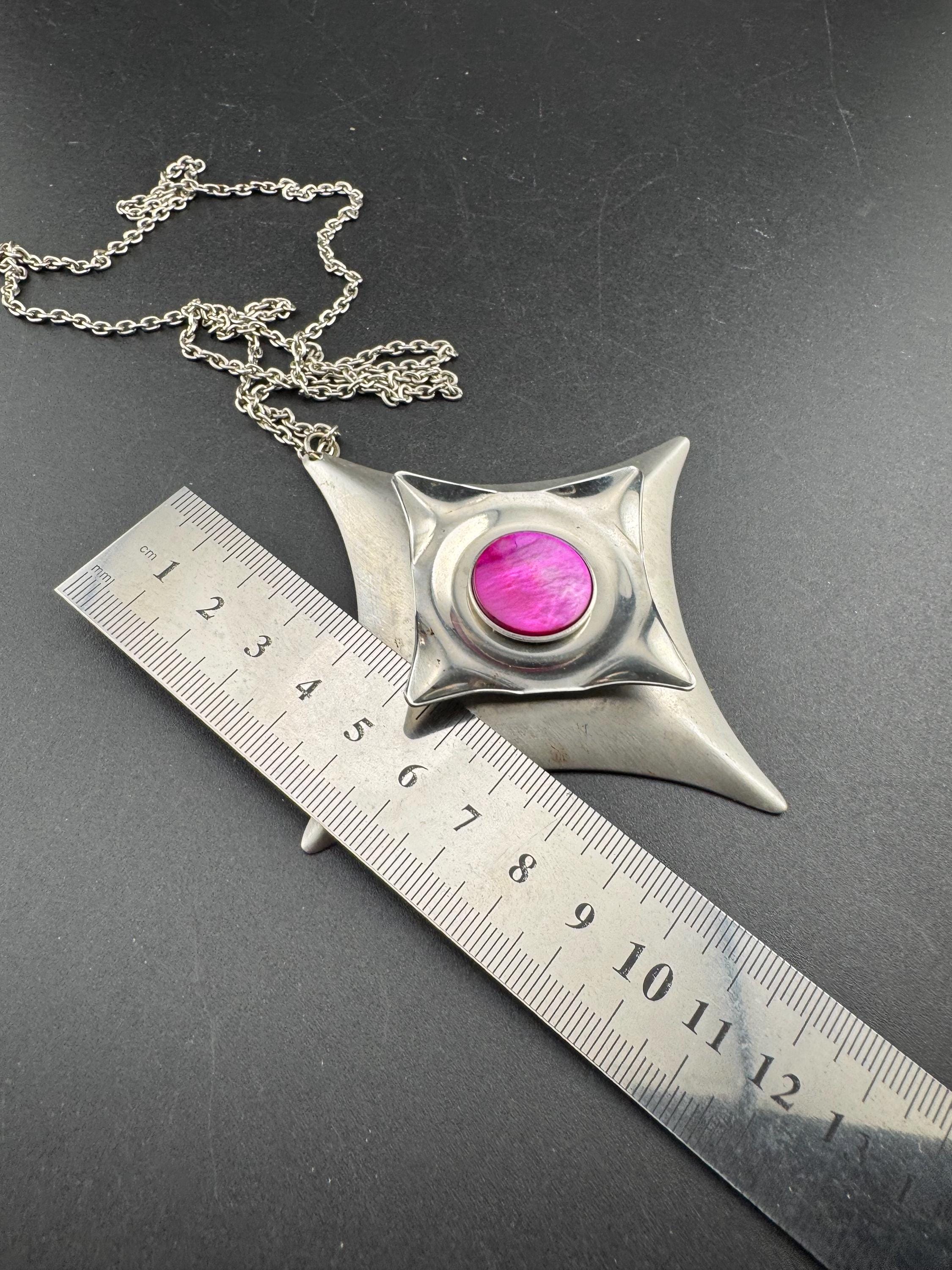 Oversized stainless steel star pendant necklace, bright pink shell cabochon Vintage 1970s