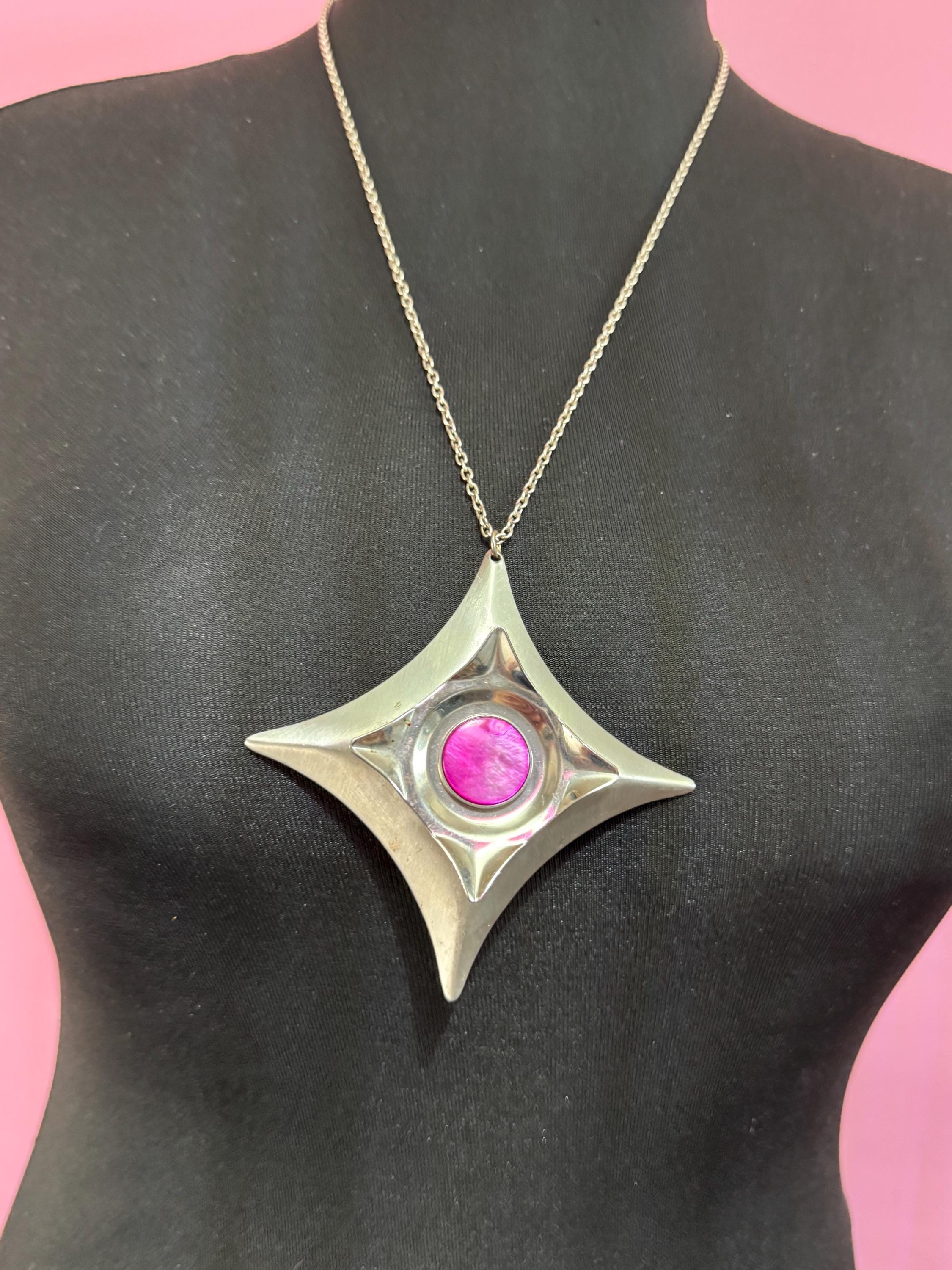 Oversized stainless steel star pendant necklace, bright pink shell cabochon Vintage 1970s