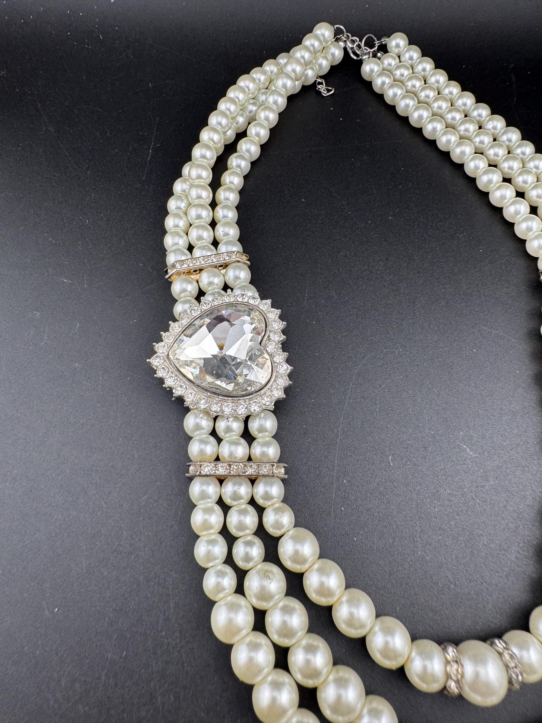 Vintage Triple Strand Pearl Choker Necklace: Diamante heart Clasp, Party Jewellery