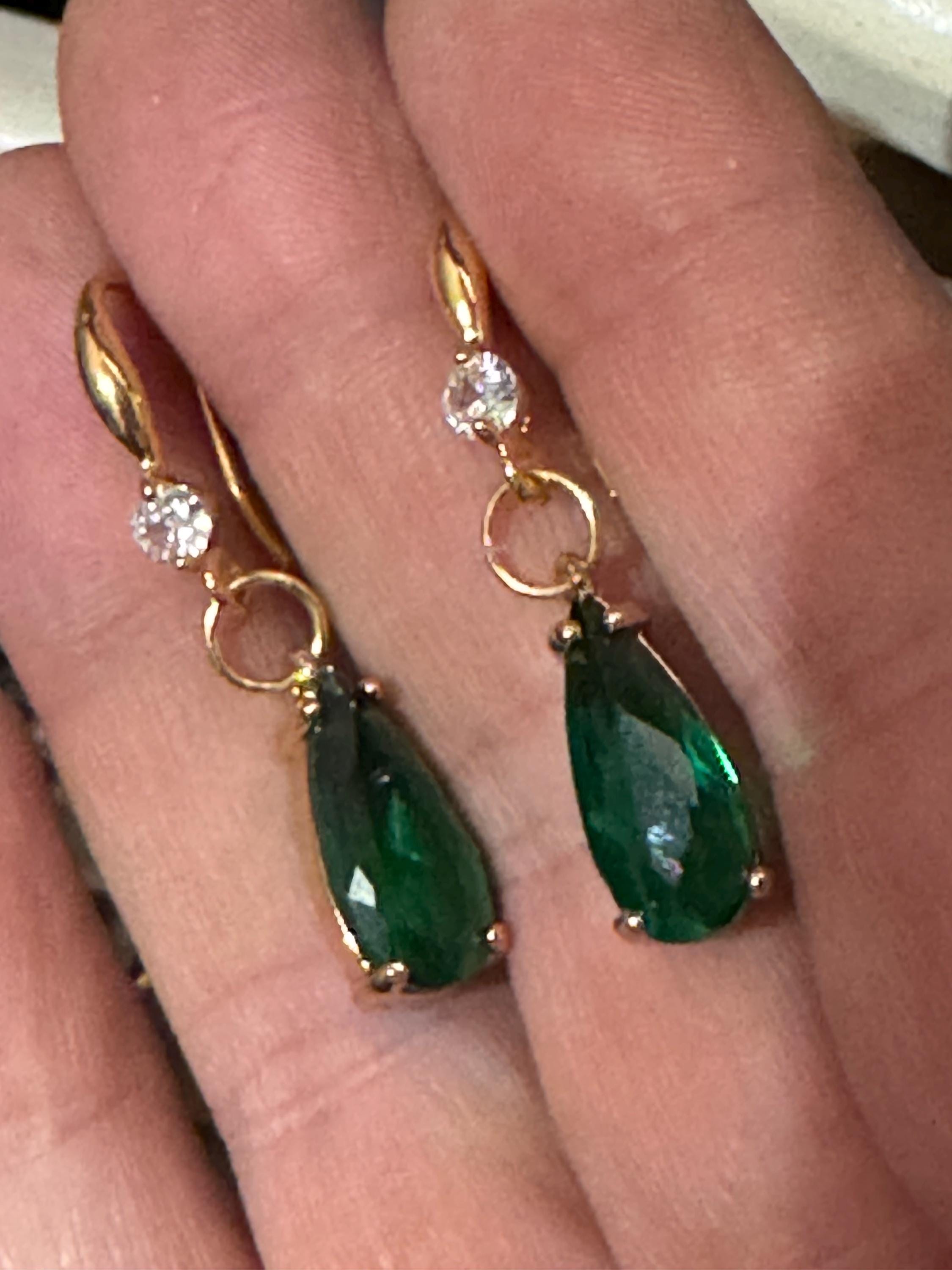 18k GP emerald green crystal diamanté drop earrings, teardrop