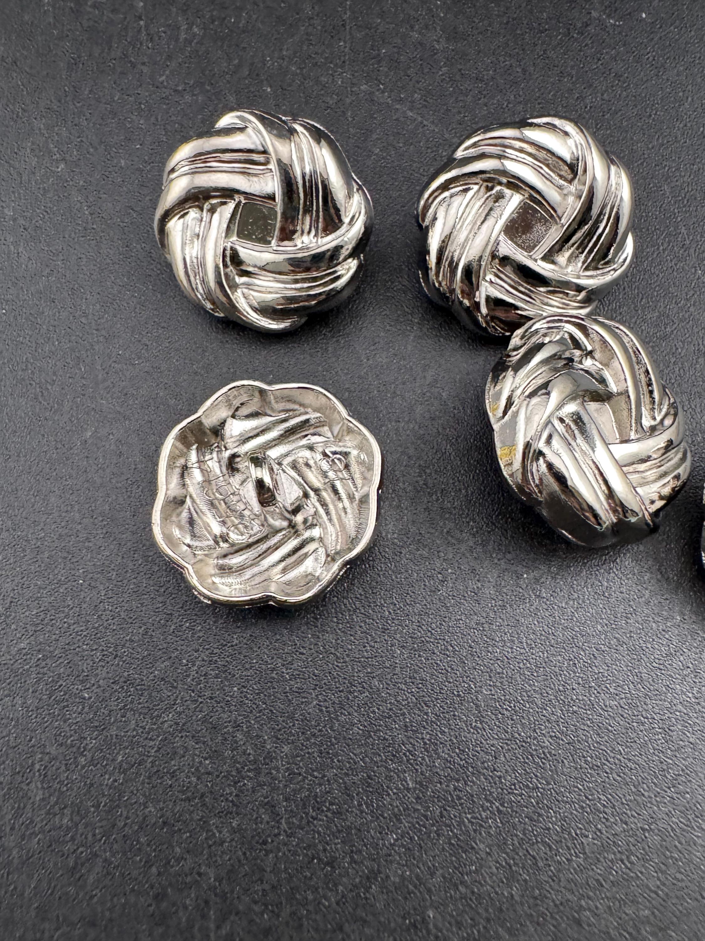 23mm silver knot buttons ( set of 5), metal shank