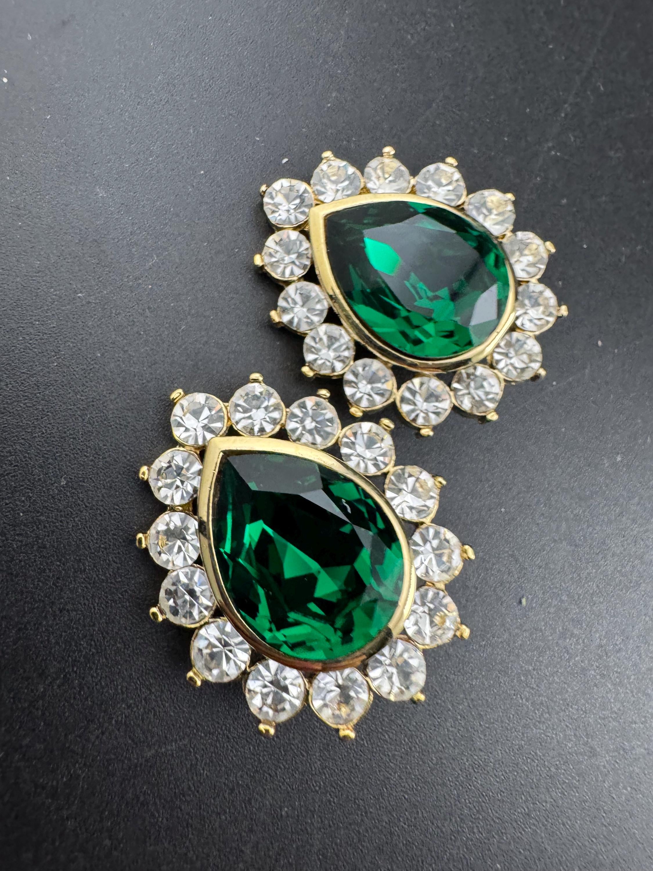Emerald Green teardrop Crystal Earrings: Swarovski, Gold Tone, 1980s Stock
