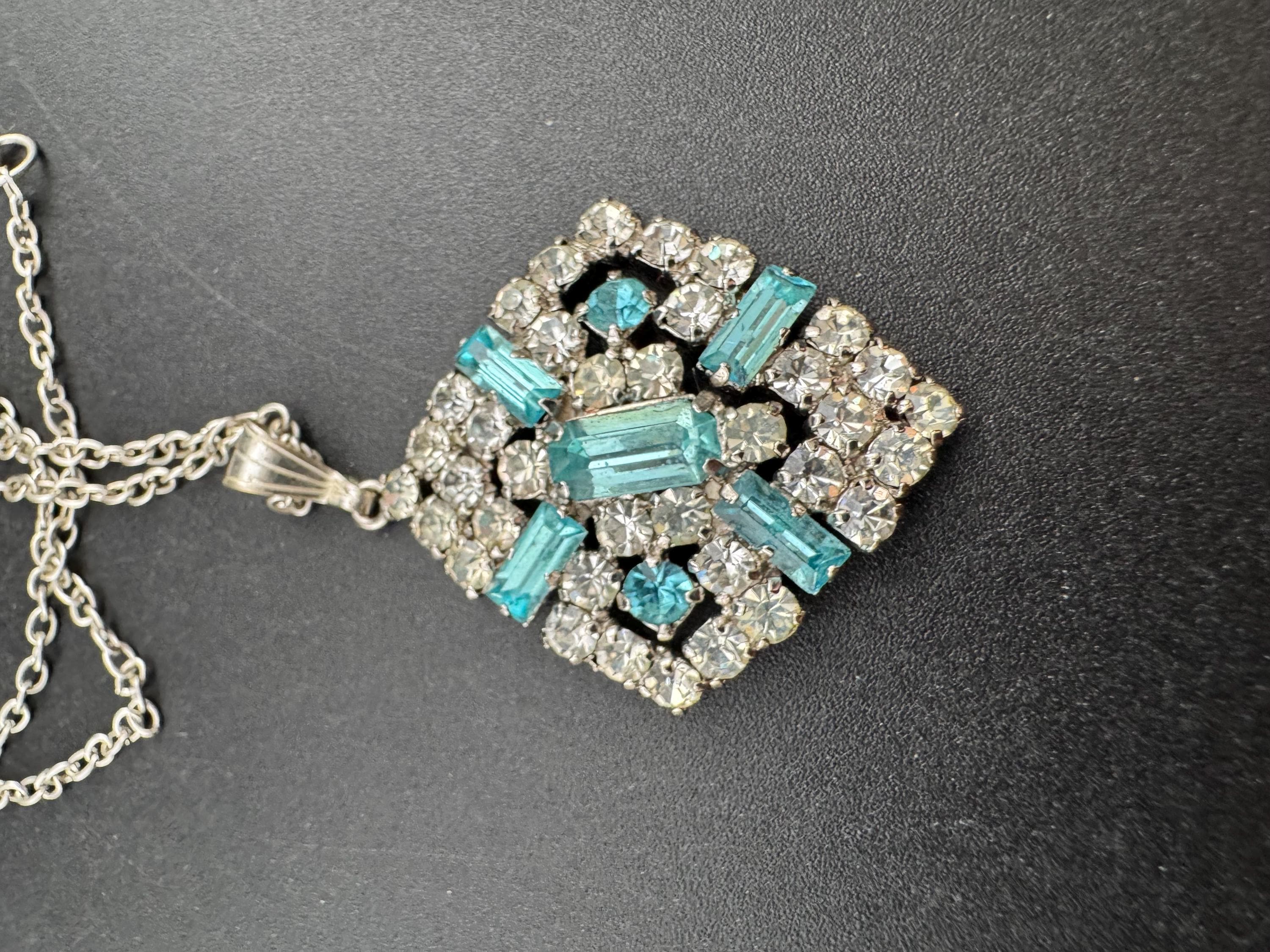 Vintage turquoise blue rhinestone pendant Necklace, silver tone chain
