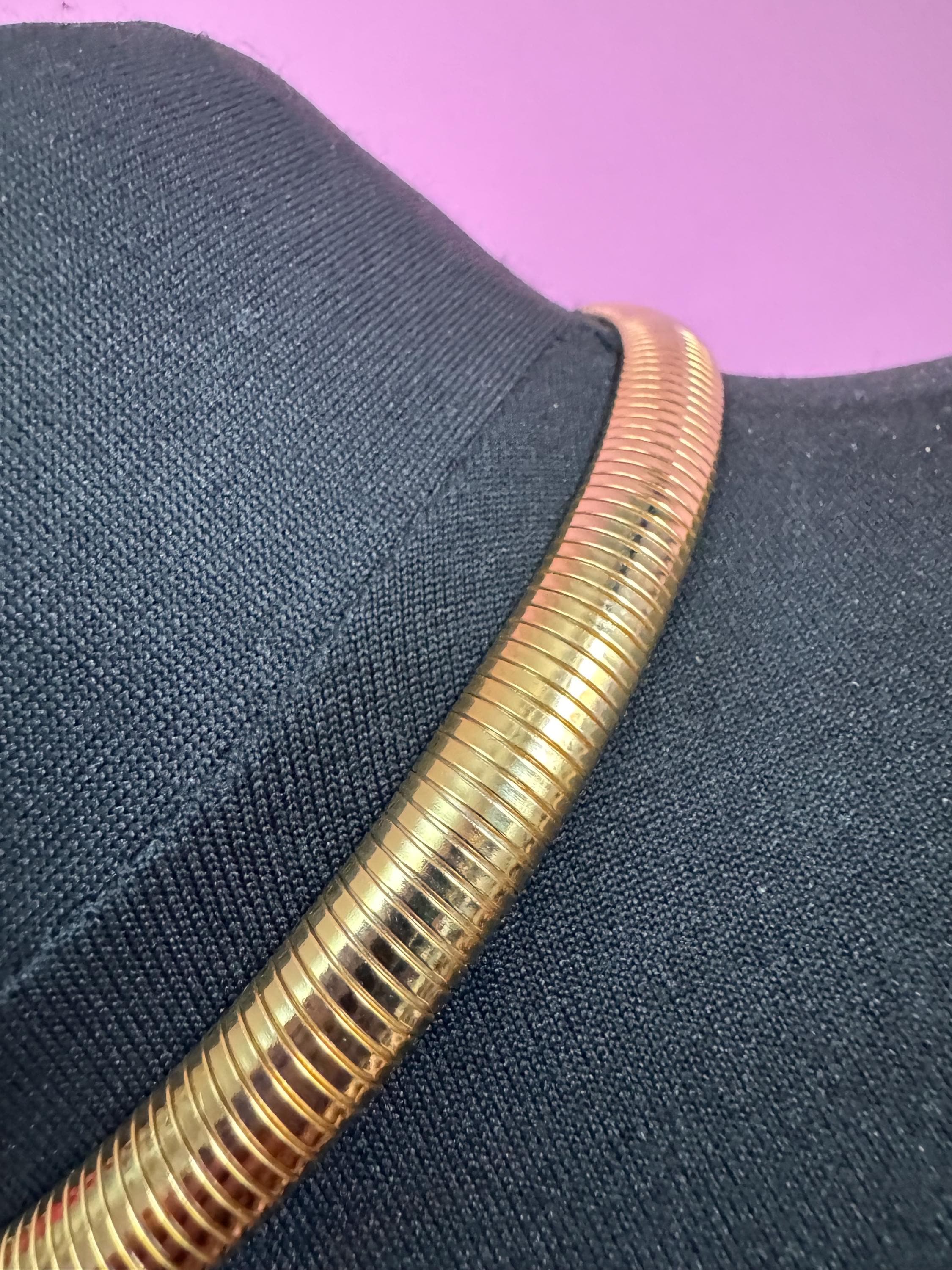 Vintage 12mm wide omega link choker necklace, gold tone