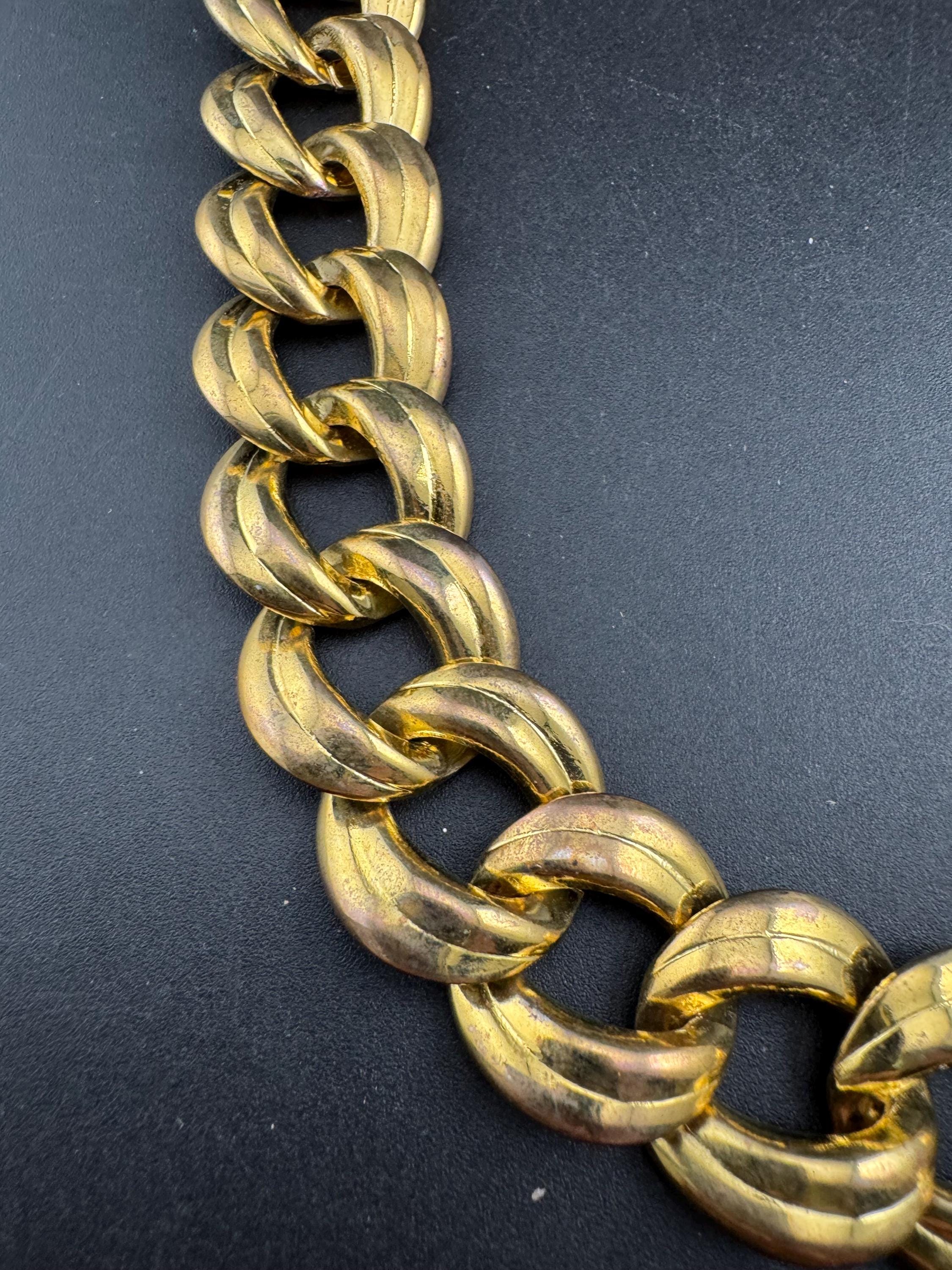 1980s wide link gold tone curb link choker necklace, vintage