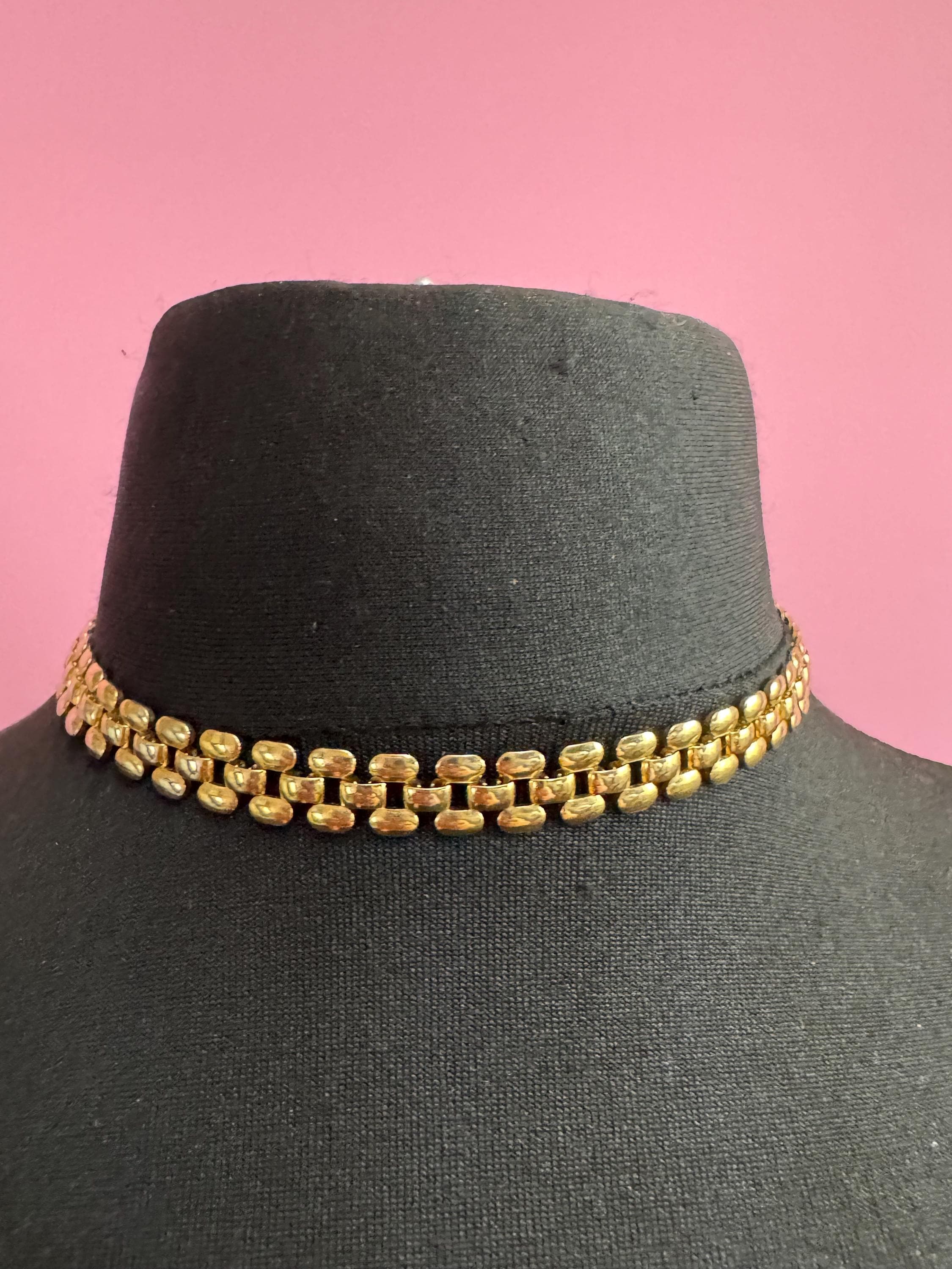 Retro 1980s slim panther link gold tone choker necklace