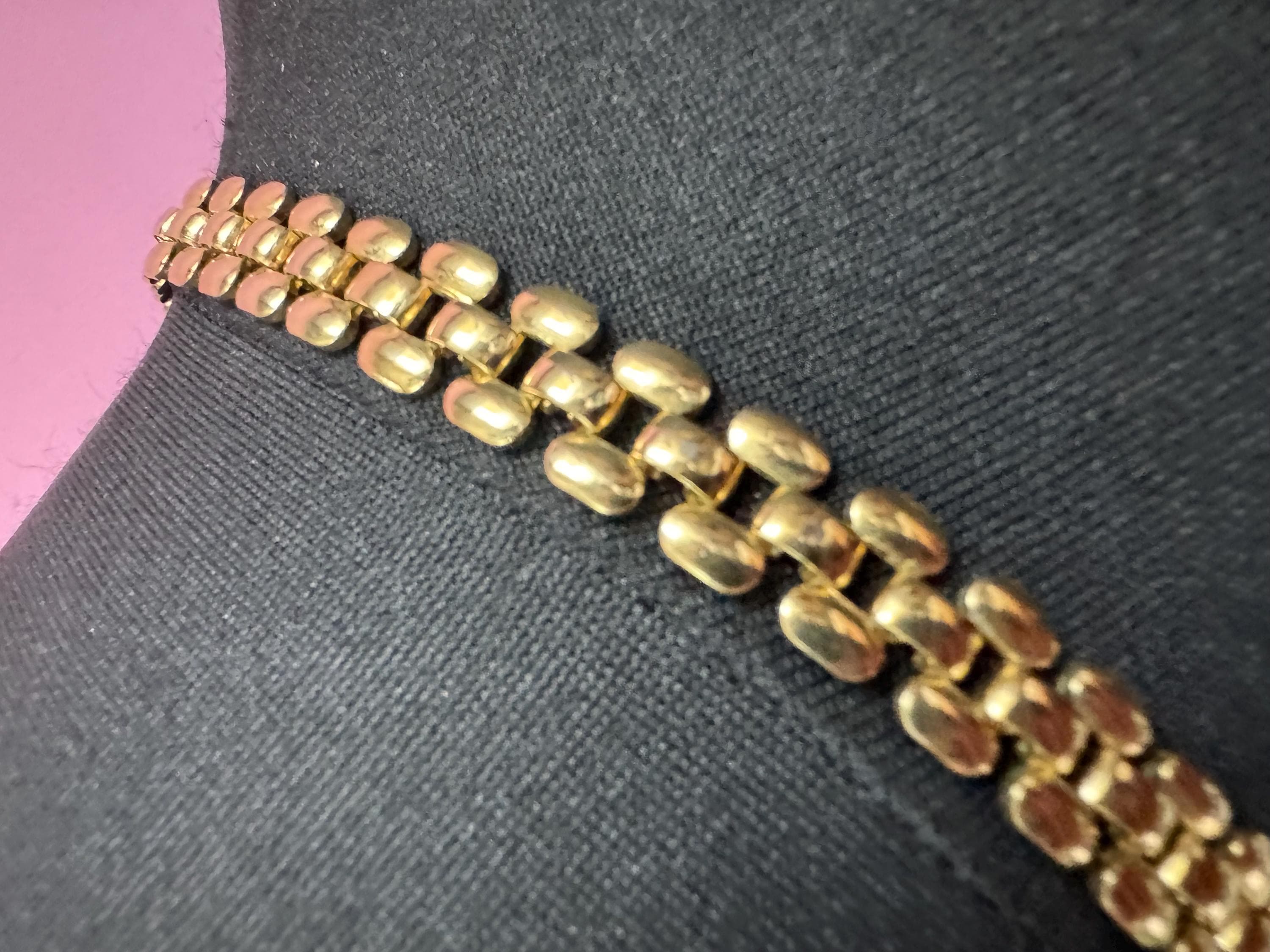 Retro 1980s slim panther link gold tone choker necklace