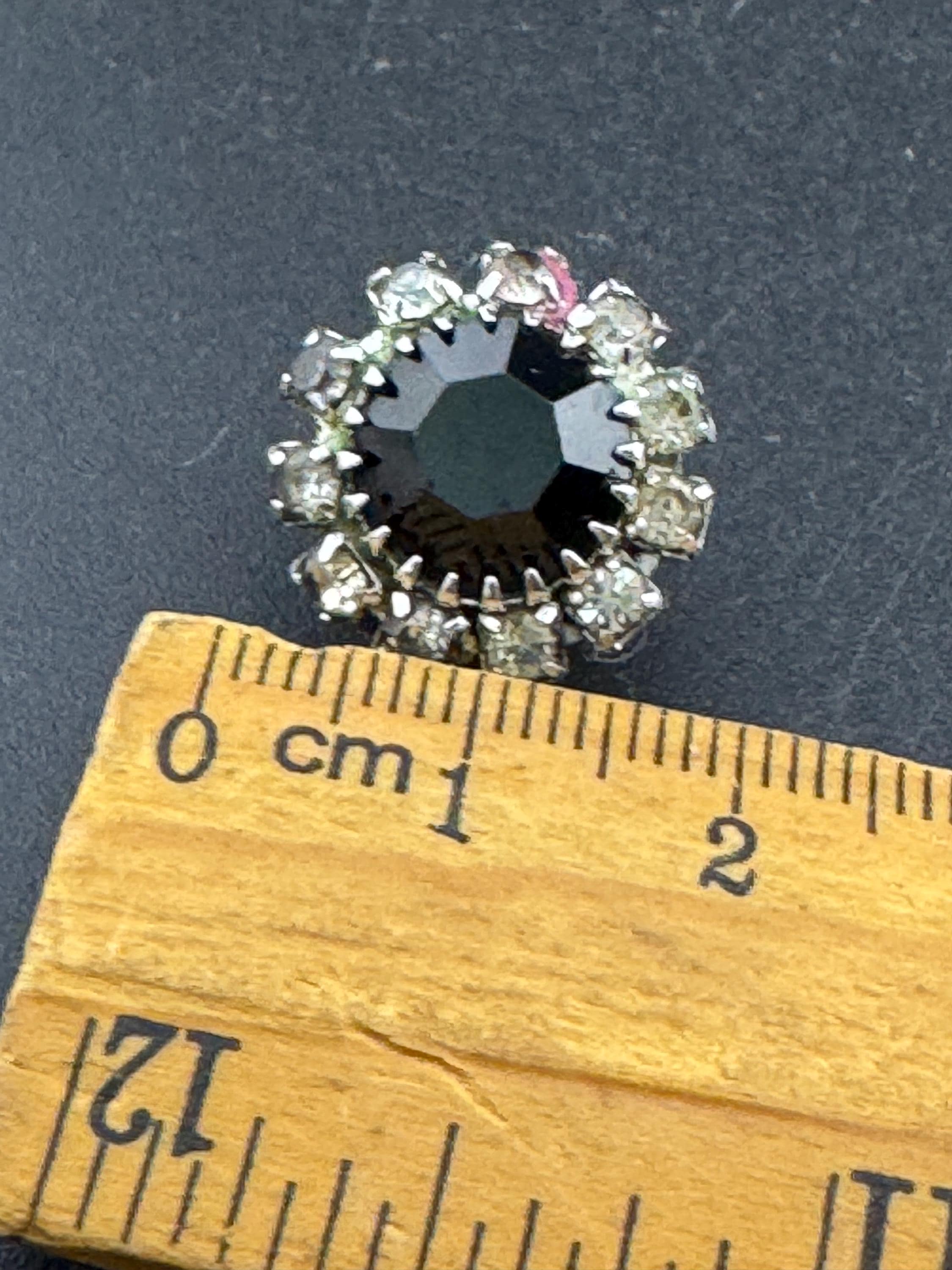 Vintage small round black glass Rhinestone Diamanté Clip On Stud Earrings Mid Century