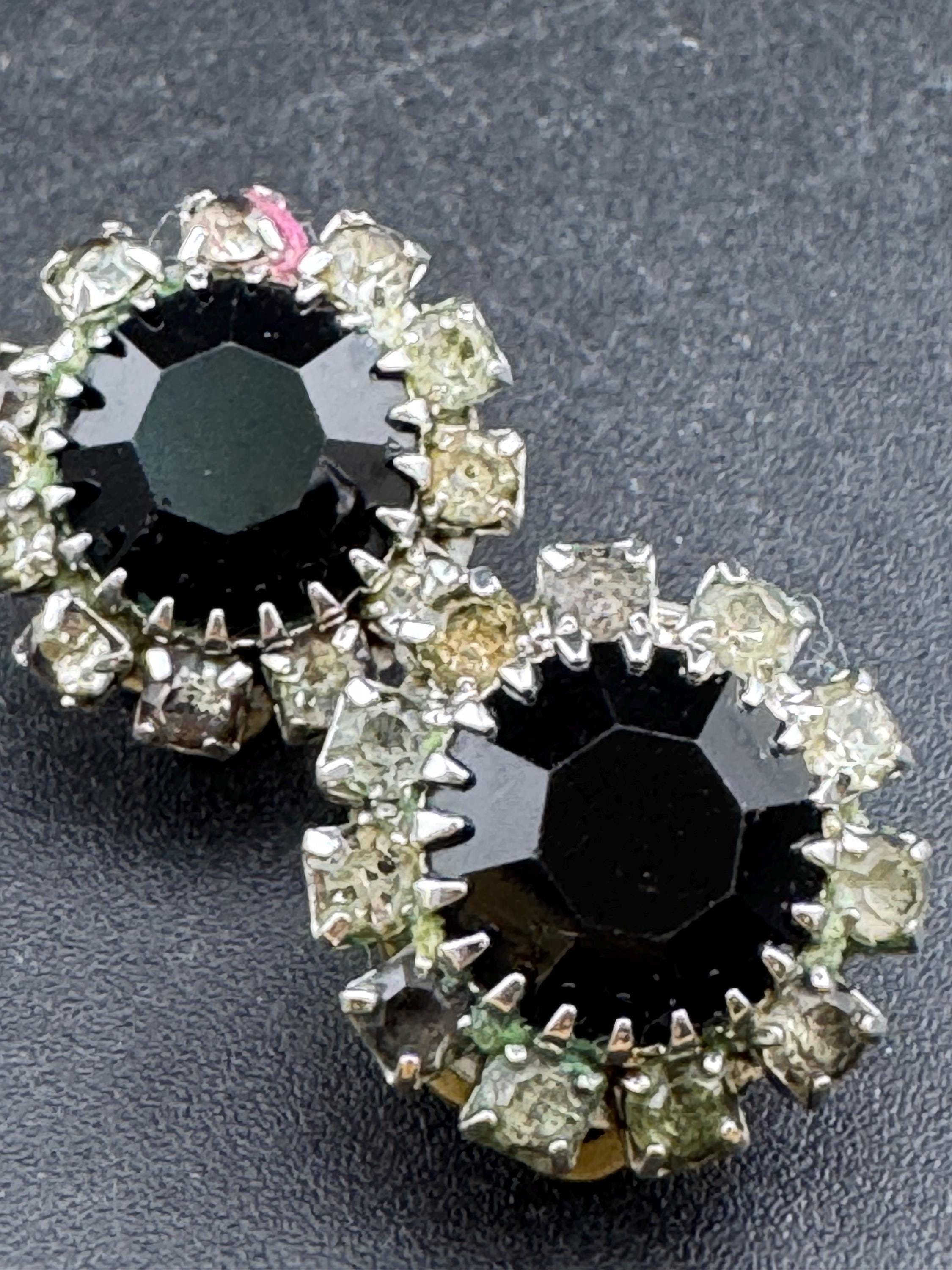 Vintage small round black glass Rhinestone Diamanté Clip On Stud Earrings Mid Century
