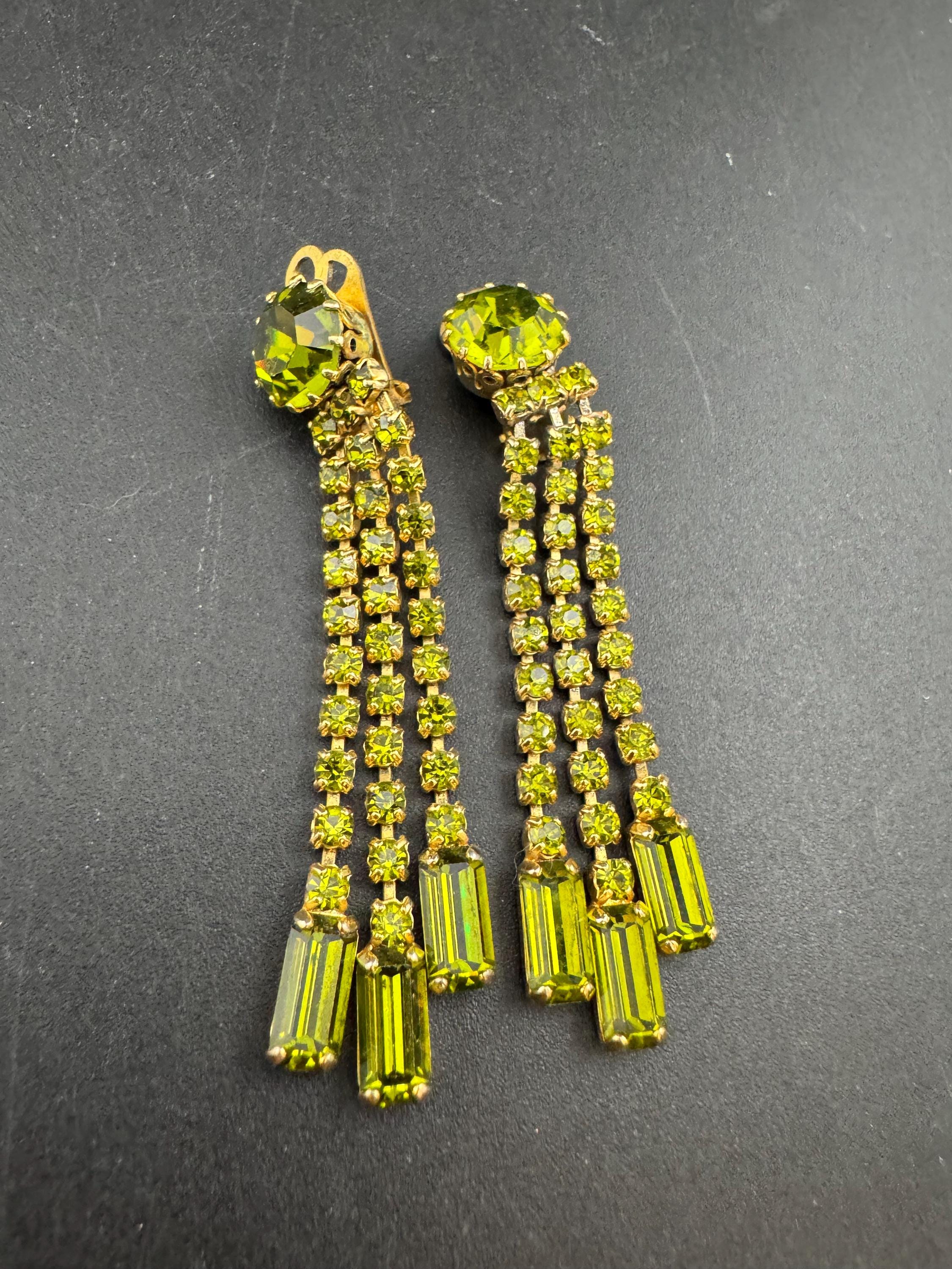 Vintage Emerald rhinestone 6cm Drop Clip On Earrings, Gold Tone Art deco style earrings