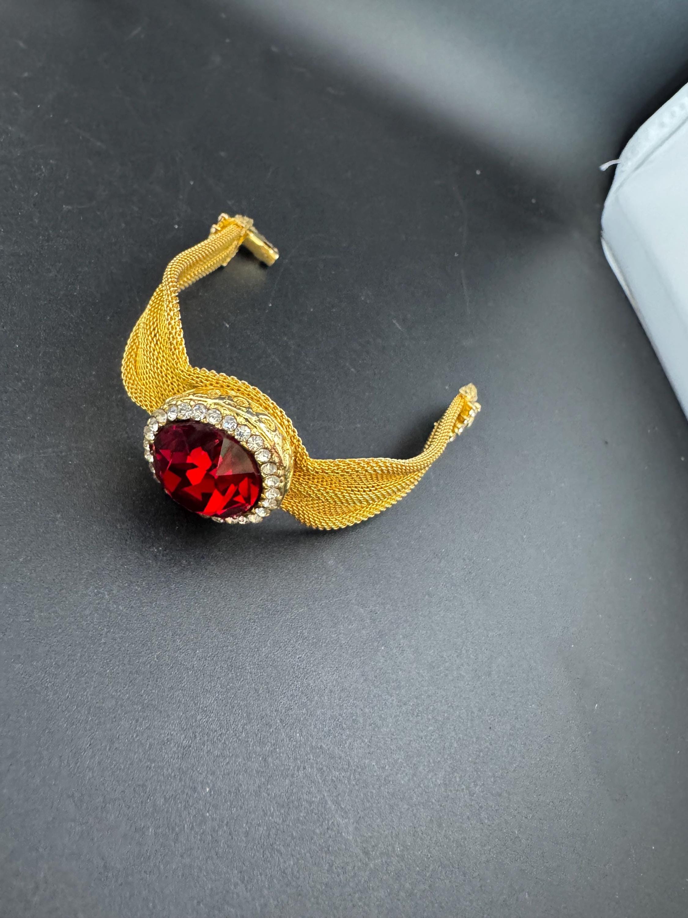 Vintage gold mesh ruby red rhinestone cocktail bracelet 1970s 1960s