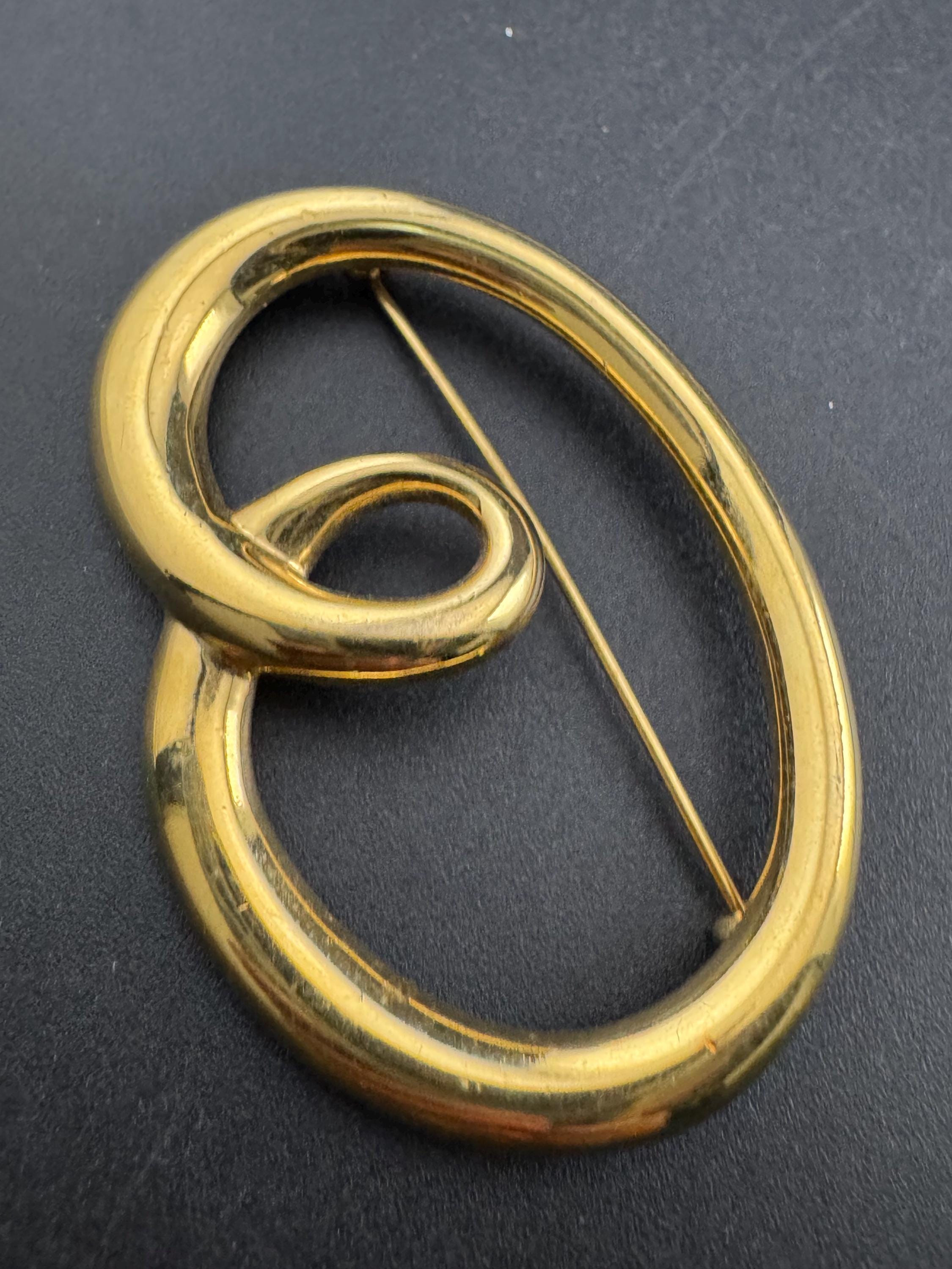 Signed MONET large gold tone abstract swirl brooch modernist 5.5cm