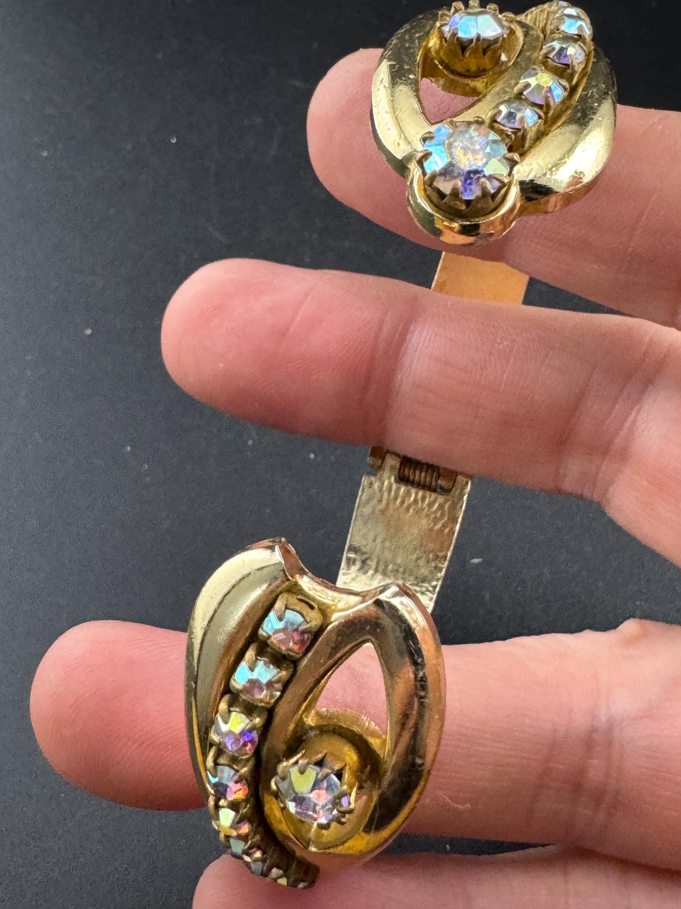 old Vintage gold AB Aurora borealis rhinestone hinged bangle bracelet