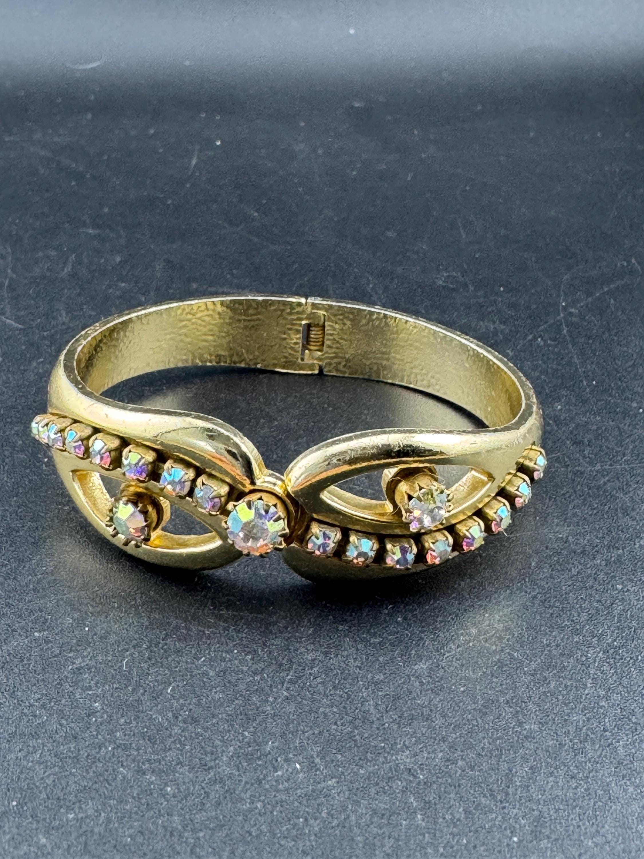 old Vintage gold AB Aurora borealis rhinestone hinged bangle bracelet